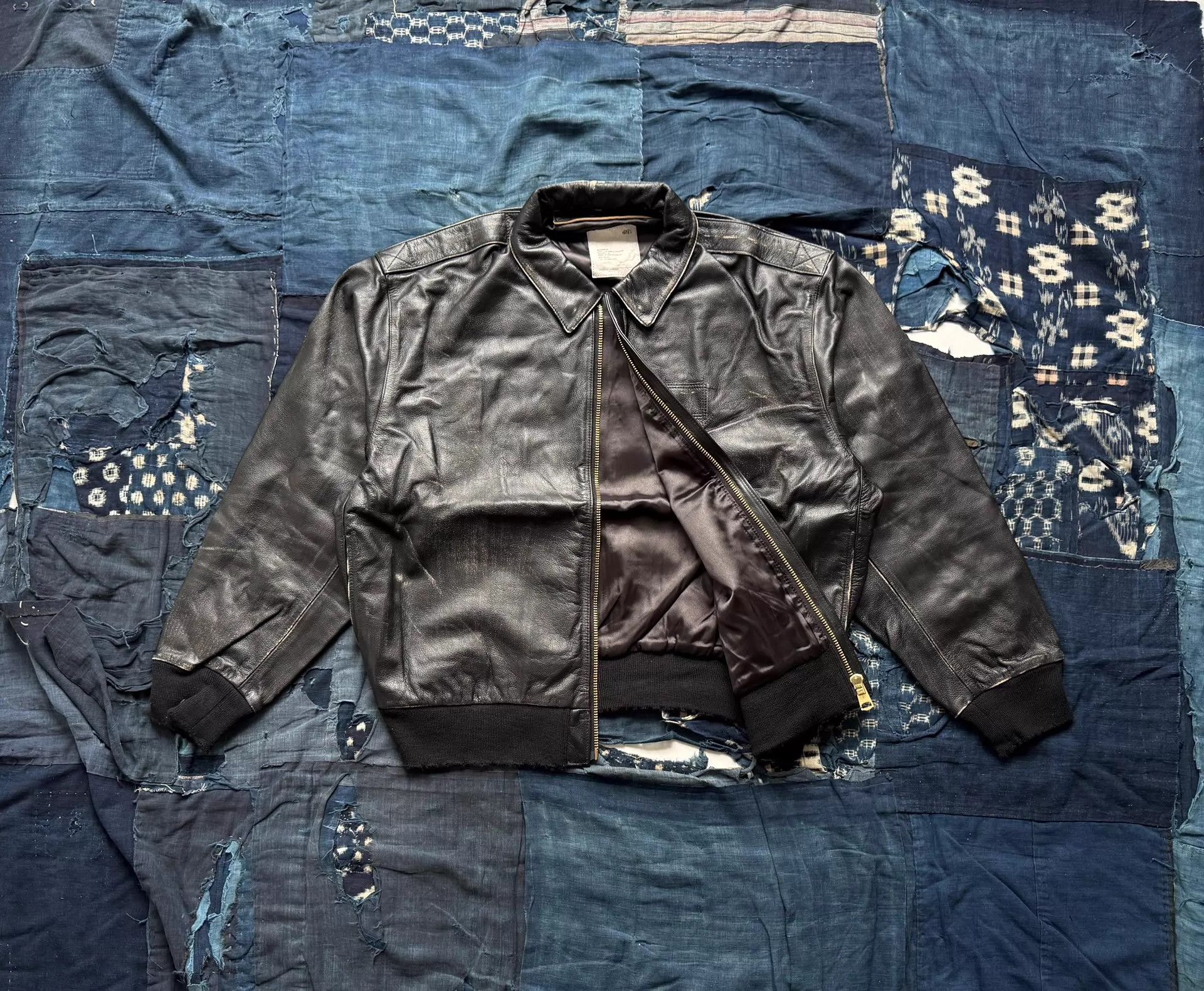 Madness MADNESS A2 Aviator Distressed Japanese Cowhide Black Size US L / EU 52-54 / 3 - 2 Thumbnail