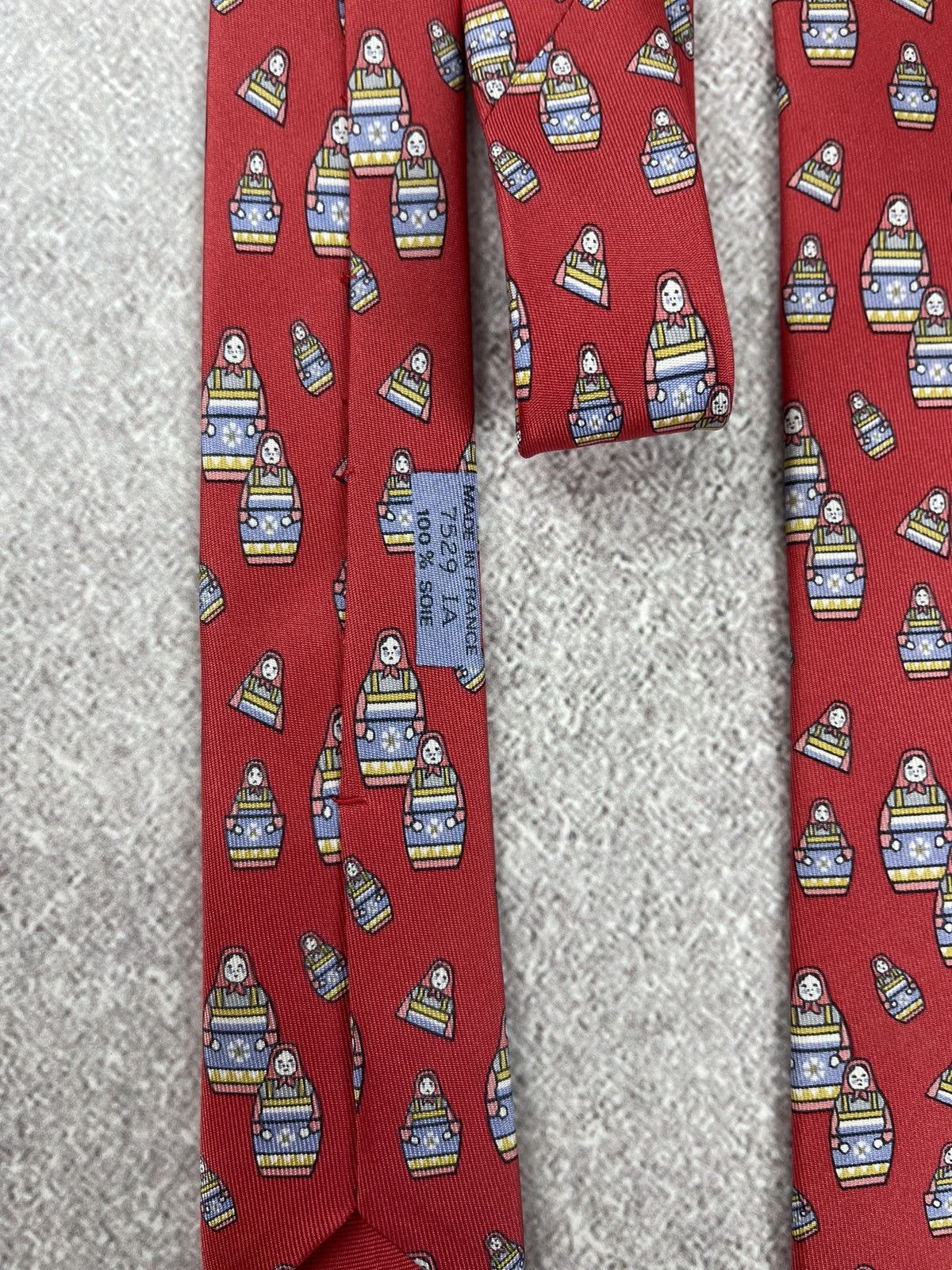 Hermes × Vintage Vintage Hermes Printed Red Silk Tie Size ONE SIZE - 6 Thumbnail