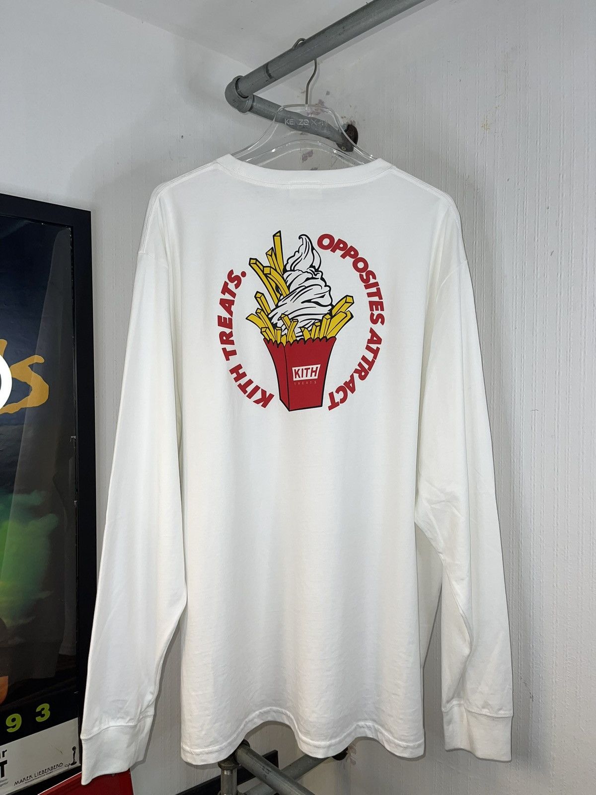 Kith Kith Treats Opposites Day Size US XXL / EU 58 / 5 - 2 Thumbnail