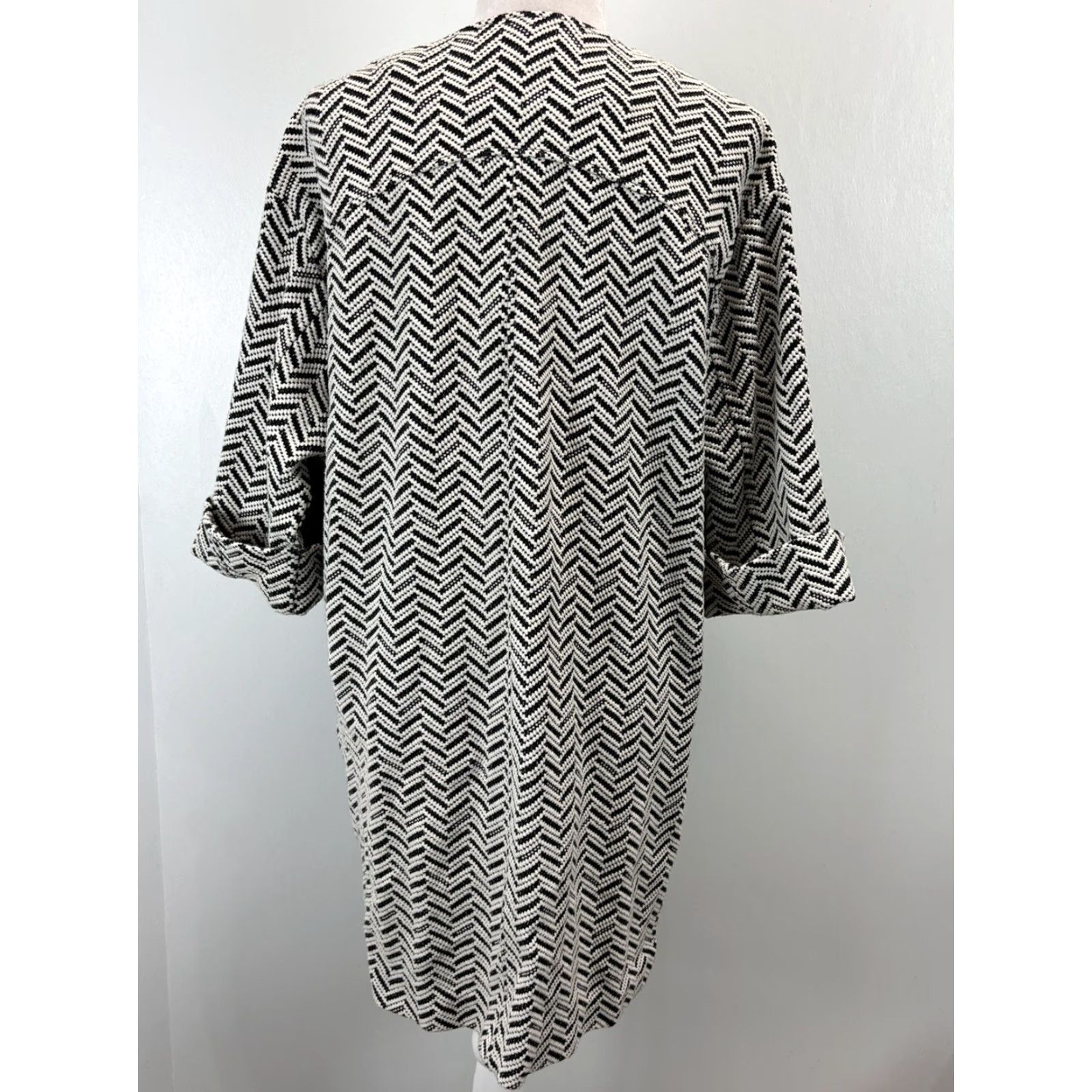 Vintage Chicos Jacket Womens M Ivory Black Chevron Knit Jacquard Duster Snap Closure Size M / US 6-8 / IT 42-44 - 3 Thumbnail