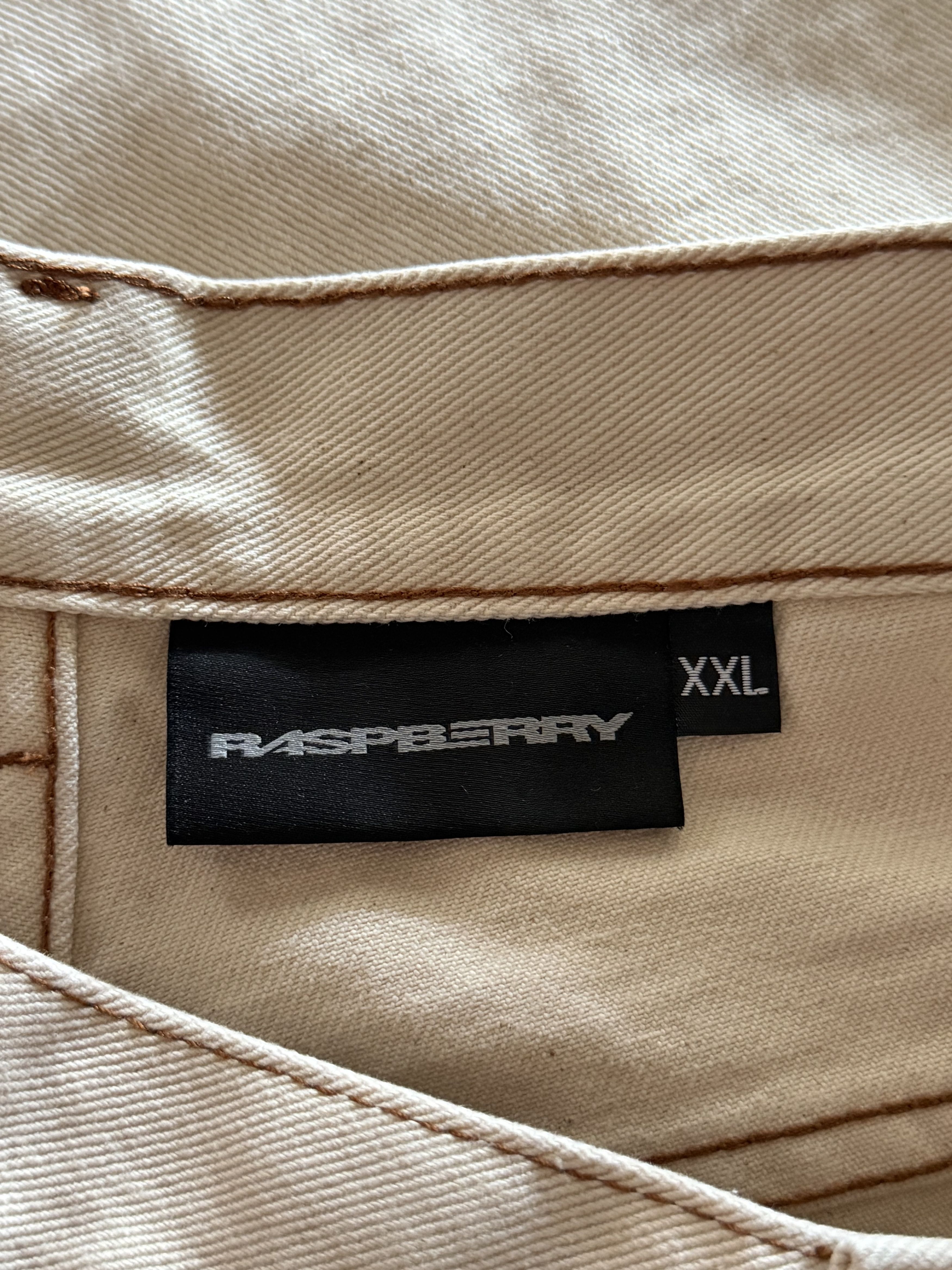 The GV Gallery GvGallery Cream Jorts Size US 38 / EU 54 - 2 Thumbnail