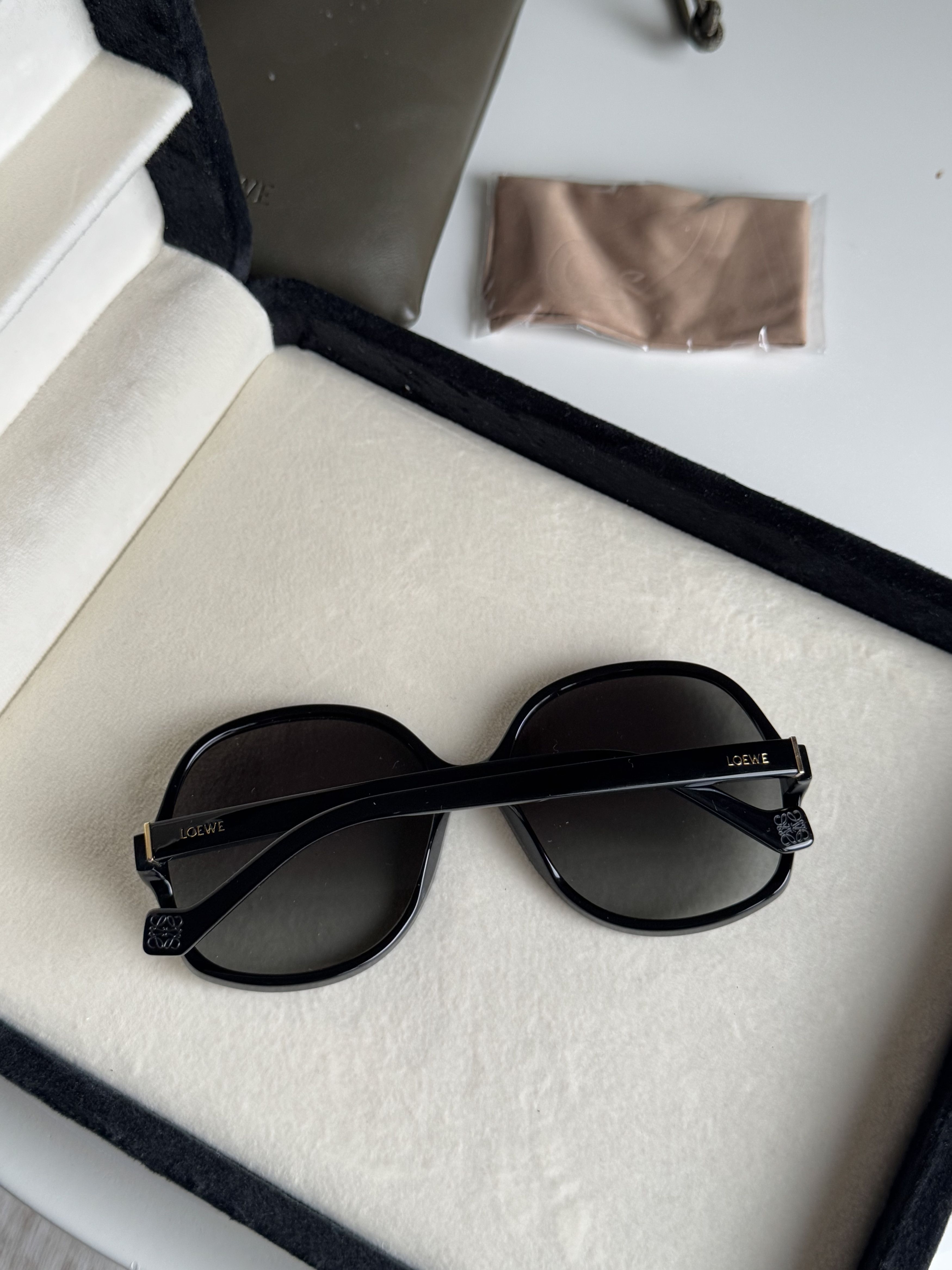 Loewe Loewe Sunglasses Size ONE SIZE - 7 Thumbnail