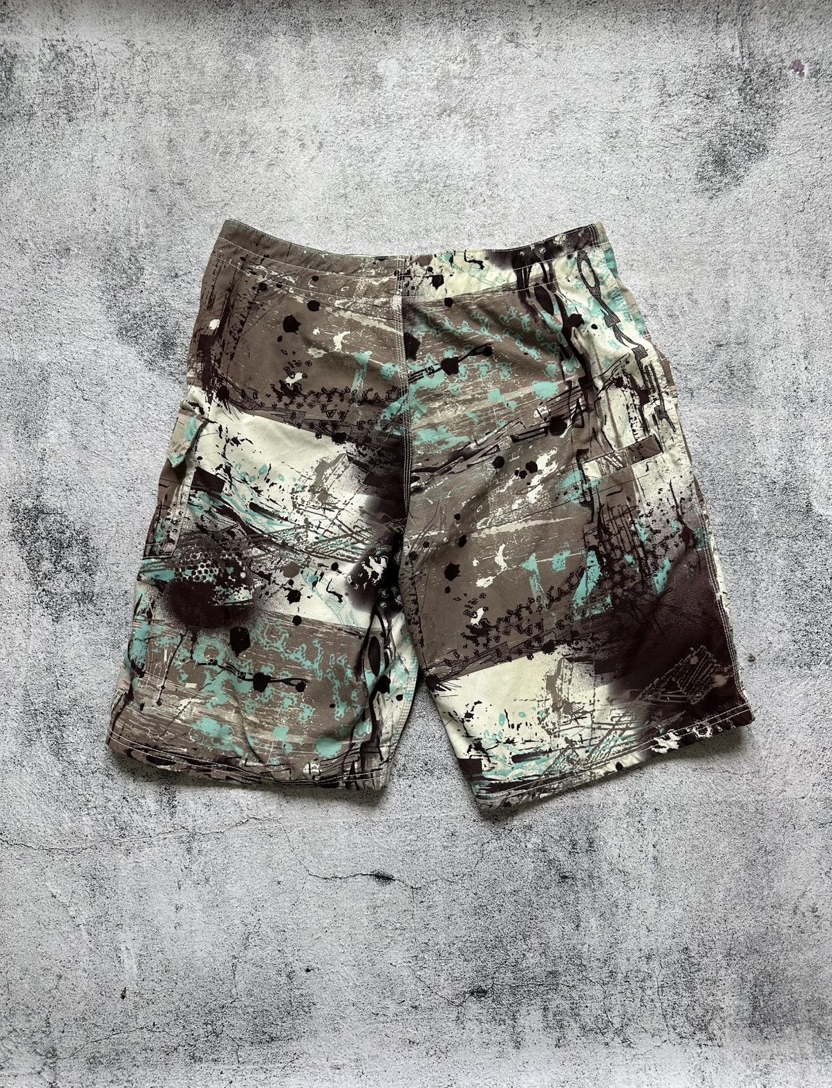 Oakley Vintage Oakley Y2K Shorts 34 Size Fit Size US 34 / EU 50 - 13 Thumbnail