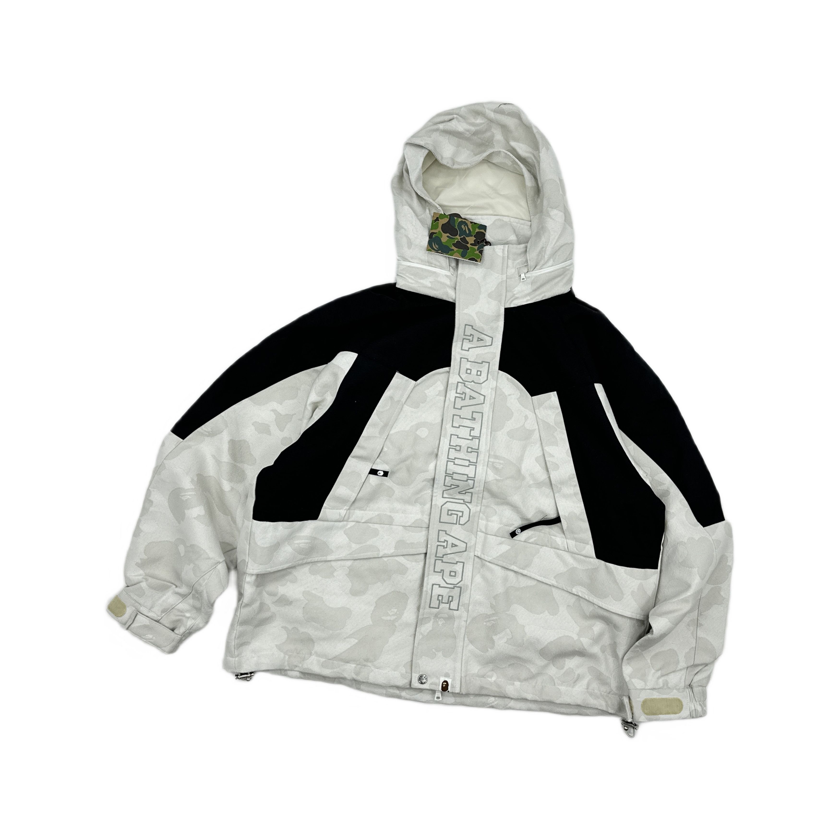 Bape A BATHING APE Camo Hoodie Jacket Size XL Size US XL / EU 56 / 4 - 1 Thumbnail