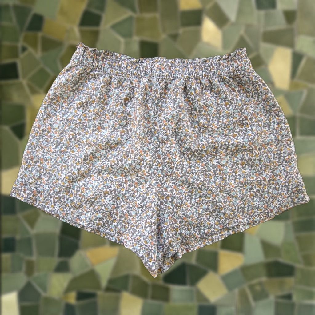 Abercrombie & Fitch Abercrombie & Fitch Linen Green Blue Fruit Floral Lined Pocket Chino Short Large Womens Parka Size 36" / US 14 / IT 50 - 1 Thumbnail