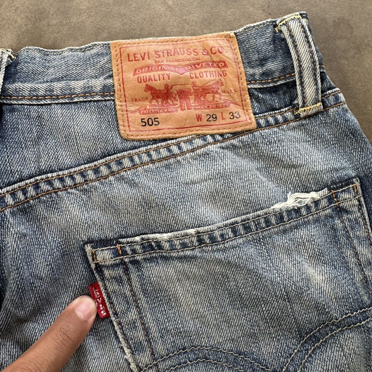 Japanese Brand Vintage Levi’s 505 Faded Distressed Denim Jean Pant W30 Size US 30 / EU 46 - 10 Thumbnail
