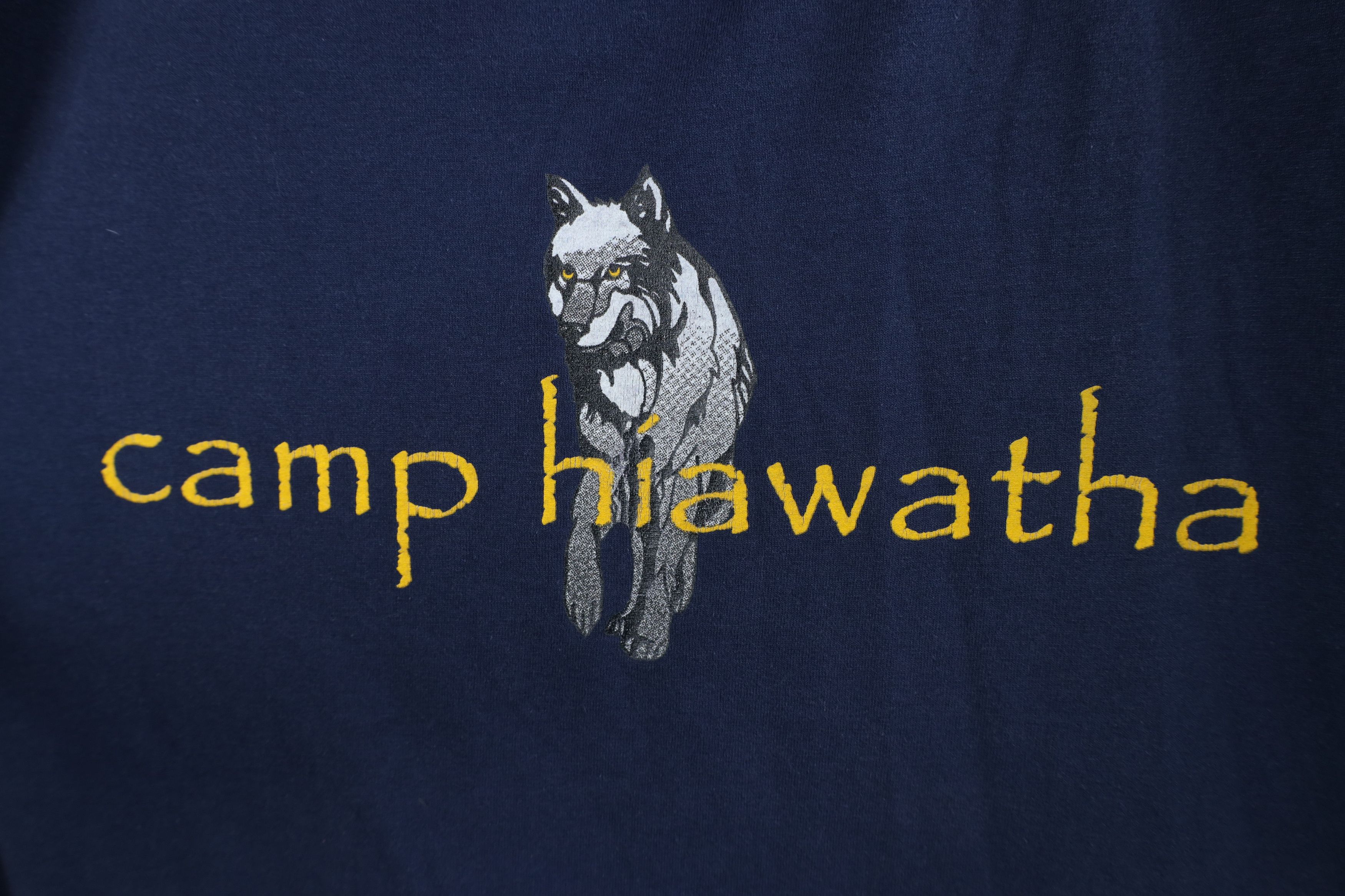 Vintage Vintage Y2K 2002 of America Camp Hiawatha Wolf T-Shirt Size US XL / EU 56 / 4 - 4 Thumbnail