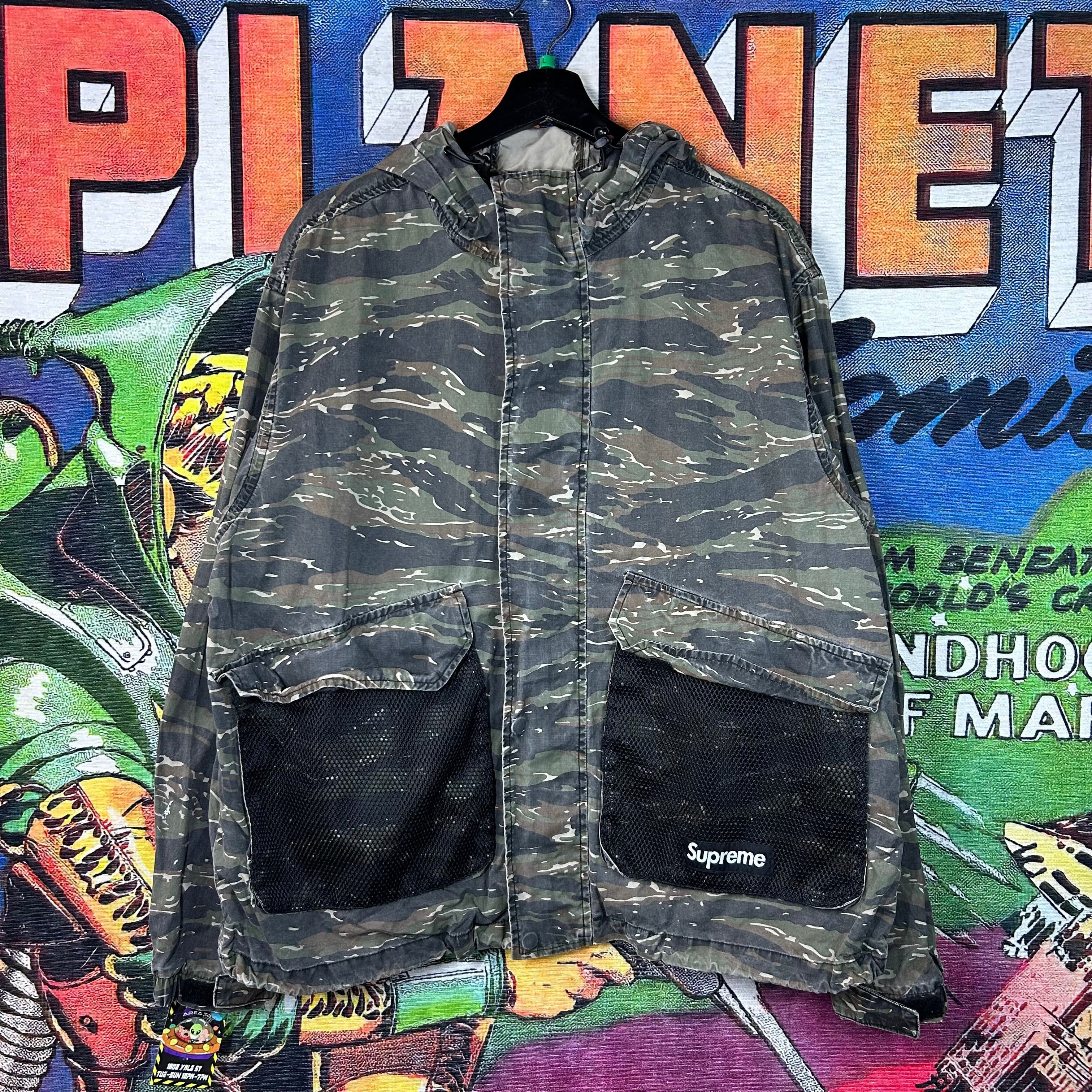 ジャケット・アウター Supreme Gonz Butterfly BDU Jacket Camo Supreme Melvins BDU Jacket (SS24) - $228