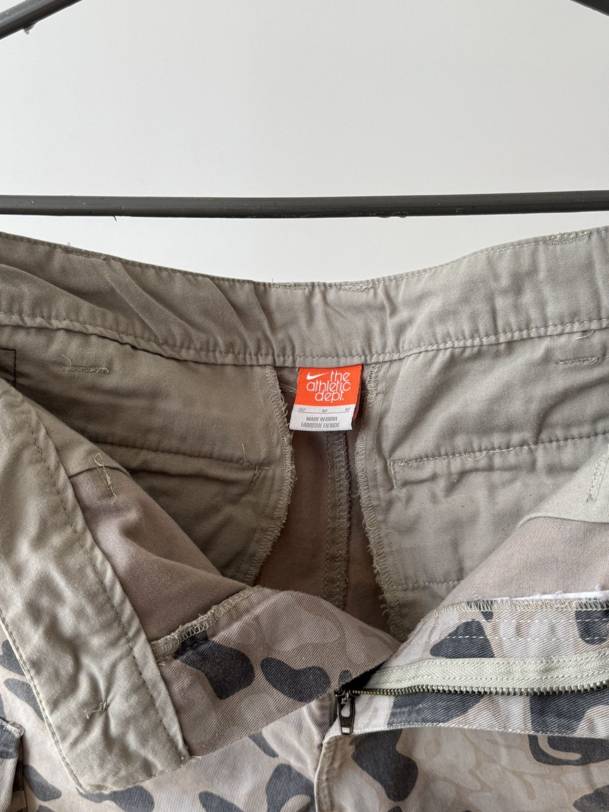 Nike Vintage Nike Cargo Pockets Camo Shorts Size US 34 / EU 50 - 7 Thumbnail