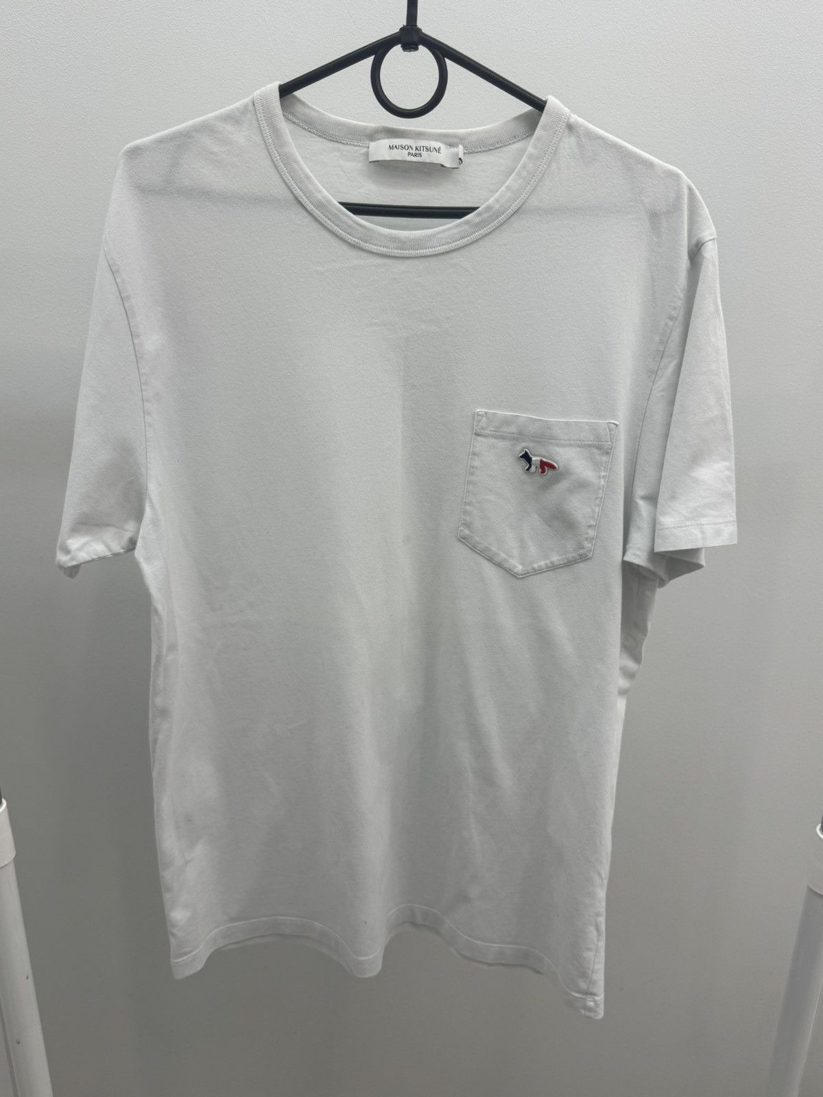 Maison Kitsune Maison Kitsune Fox Logo Embroidered Pocket Tee T-shirt Size US M / EU 48-50 / 2 - 1 Thumbnail