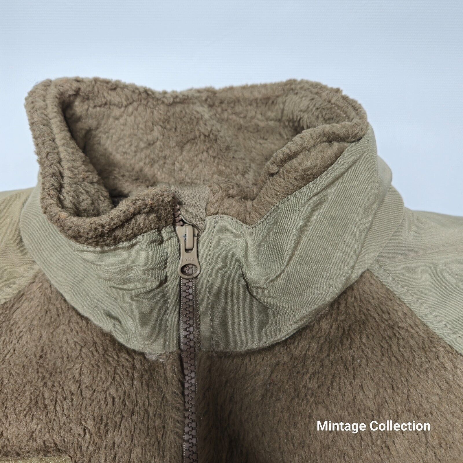 Polartec USGI Military Gen III Fleece Cold Weather Jacket Coyote Sz M Size US M / EU 48-50 / 2 - 4 Thumbnail
