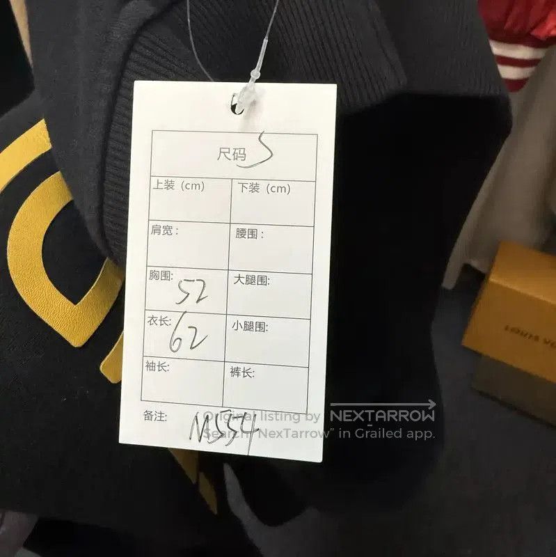 Fendi Fendi Black Cotton Sweatshirt with Yellow Logo . Size S / US 4 / IT 40 - 5 Thumbnail