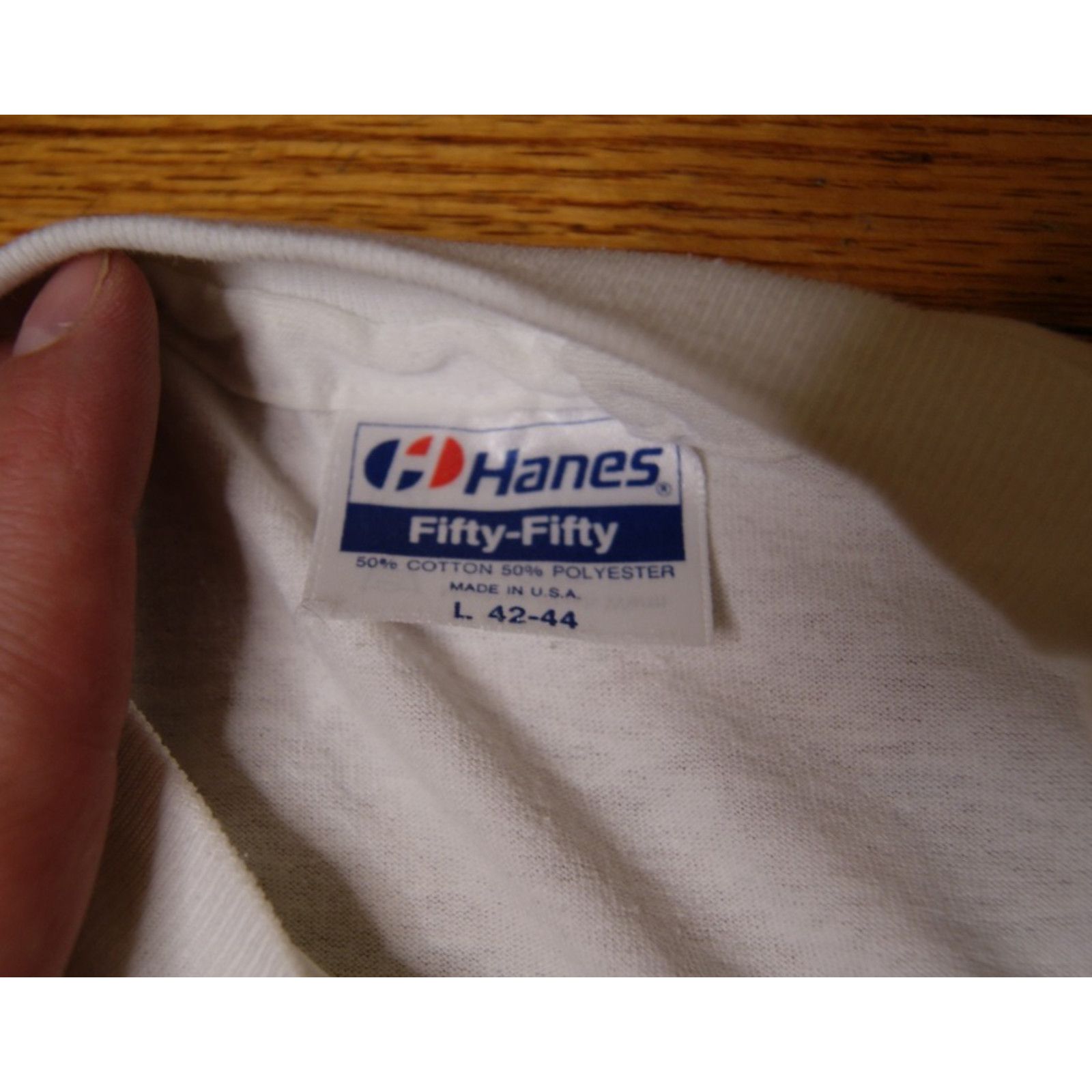 Hanes VTG ST THOMAS VIRGIN ISLANDS OLD MILL L T-Shirt Single Stch Size US L / EU 52-54 / 3 - 3 Thumbnail