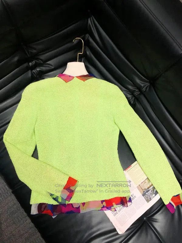Chanel Chanel Green Wool Ruffled Sweater for Women . Size M / US 6-8 / IT 42-44 - 2 Thumbnail
