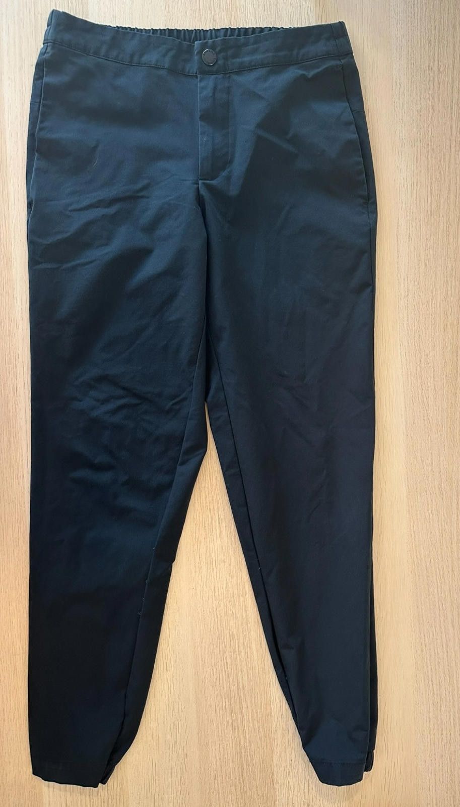 Banana Republic Banana Republic Men’s Jogger Pants – Size 30, Black Size US 30 / EU 46 - 1 Thumbnail