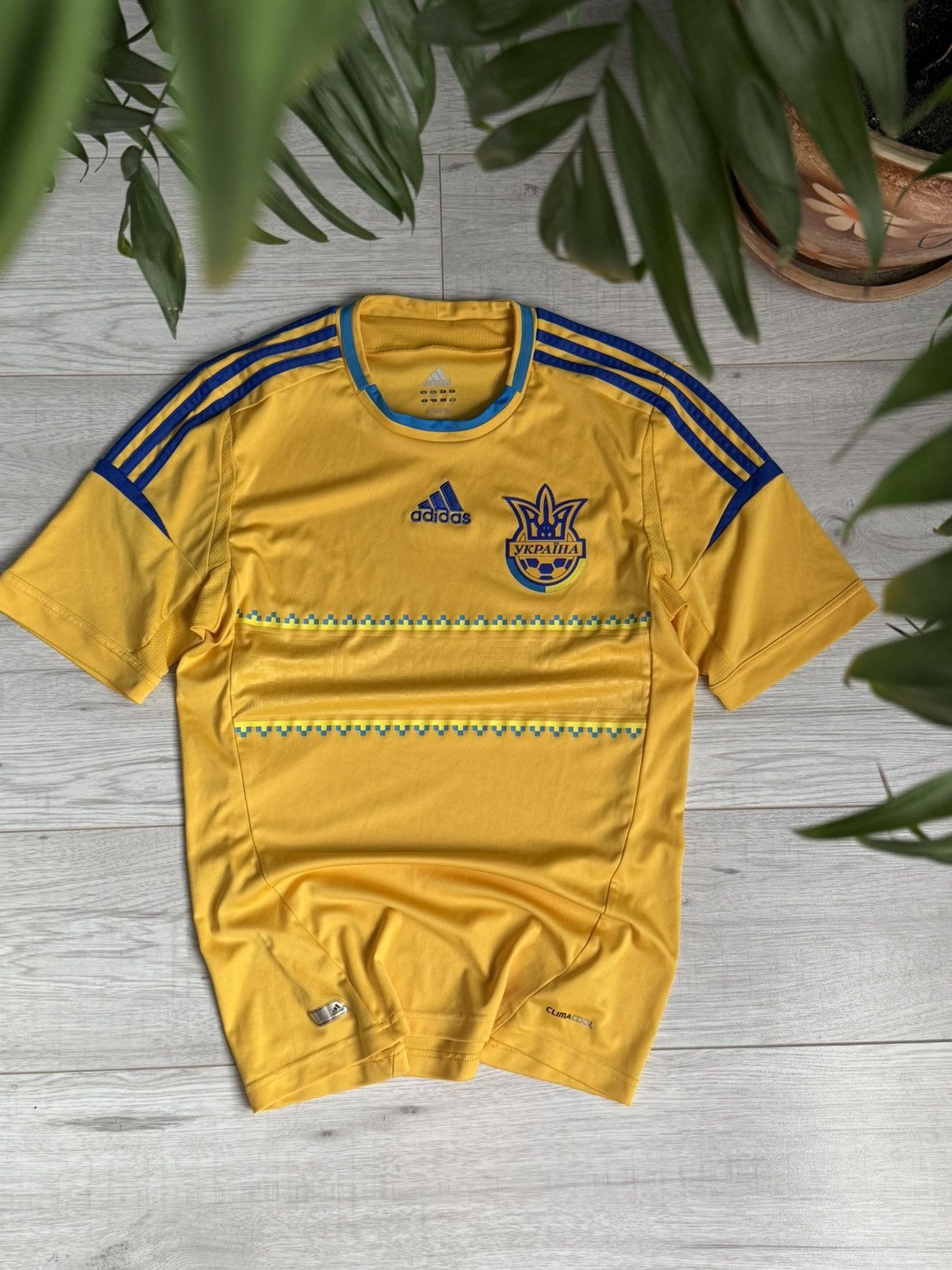 Adidas Vintage Soccer Jersey Ukraine 2011 kit Adidas Shirt Size US S / EU 44-46 / 1 - 1 Thumbnail