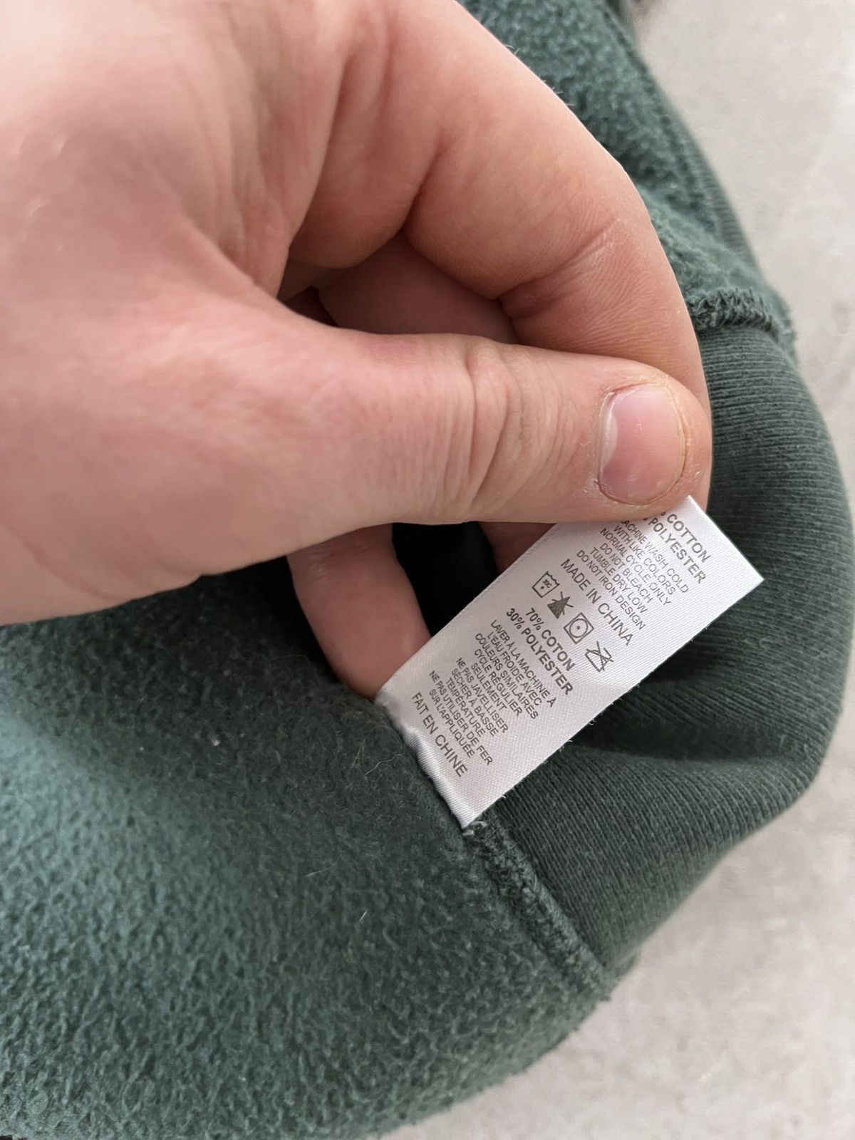 Pleasures Vintage Rare Pleasures Green Hoodie Sleeve Logo Y2K sk8 Size US L / EU 52-54 / 3 - 15 Thumbnail