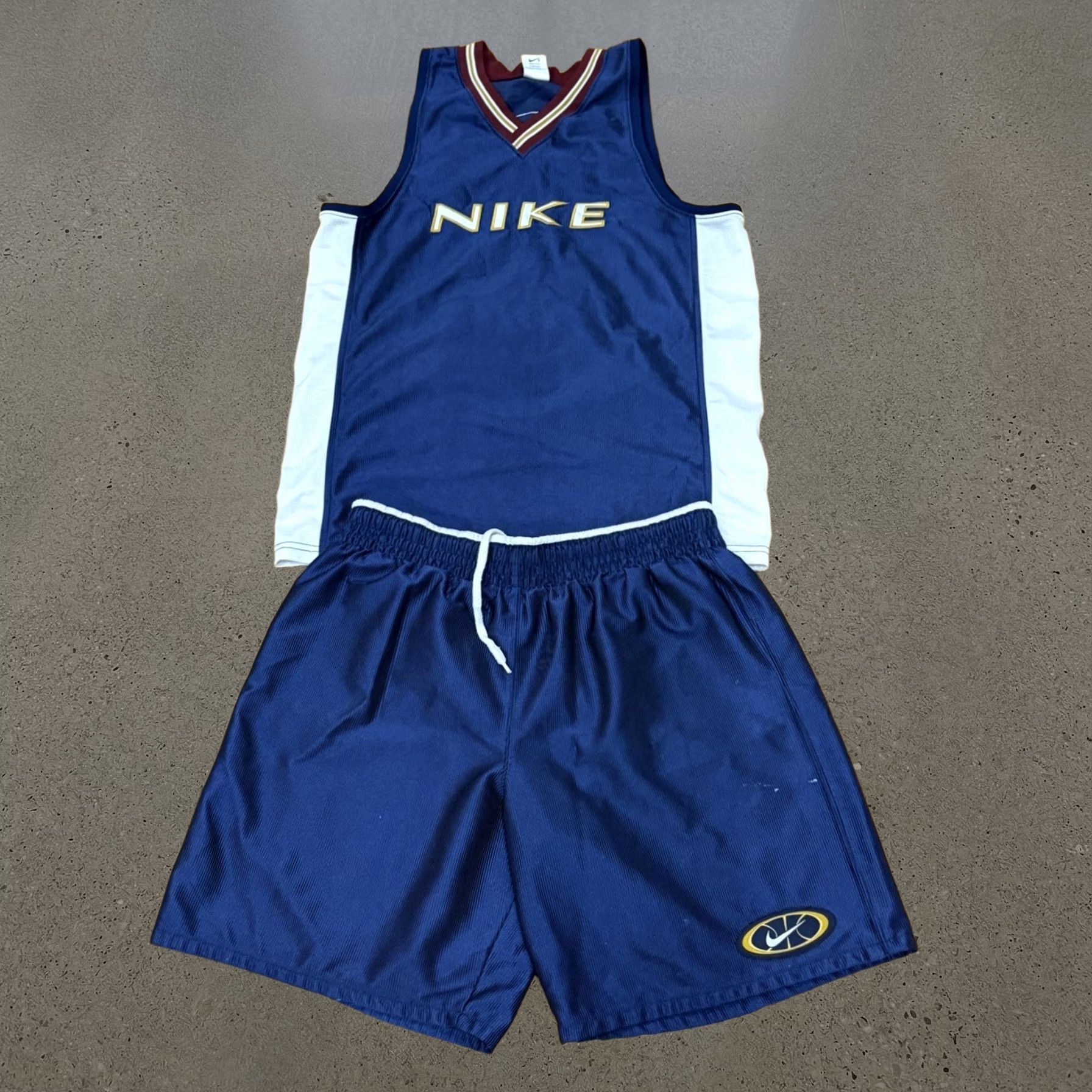 Vintage Nike Basketball Warm Up Set Mens M- L Made In Usa Jersey+Shorts 90s in Blue, Men's (Size 31)