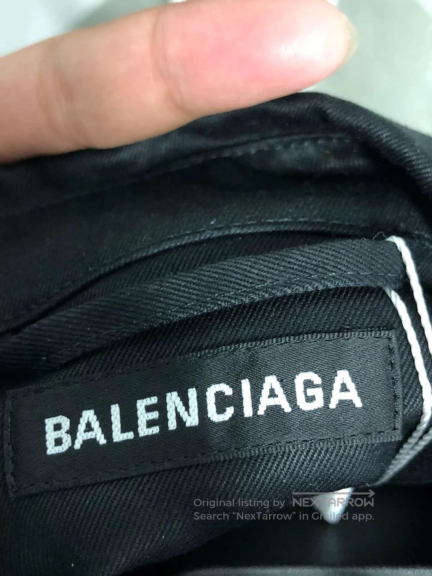 Balenciaga balenciaga graffiti print shirt jacket. Size US M / EU 48-50 / 2 - 3 Thumbnail