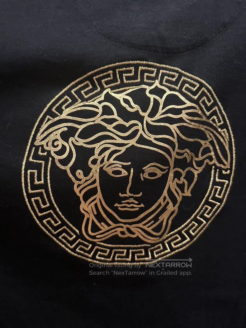 Versace Versace Co-branded short sleeves Size US XL / EU 56 / 4 - 2 Thumbnail