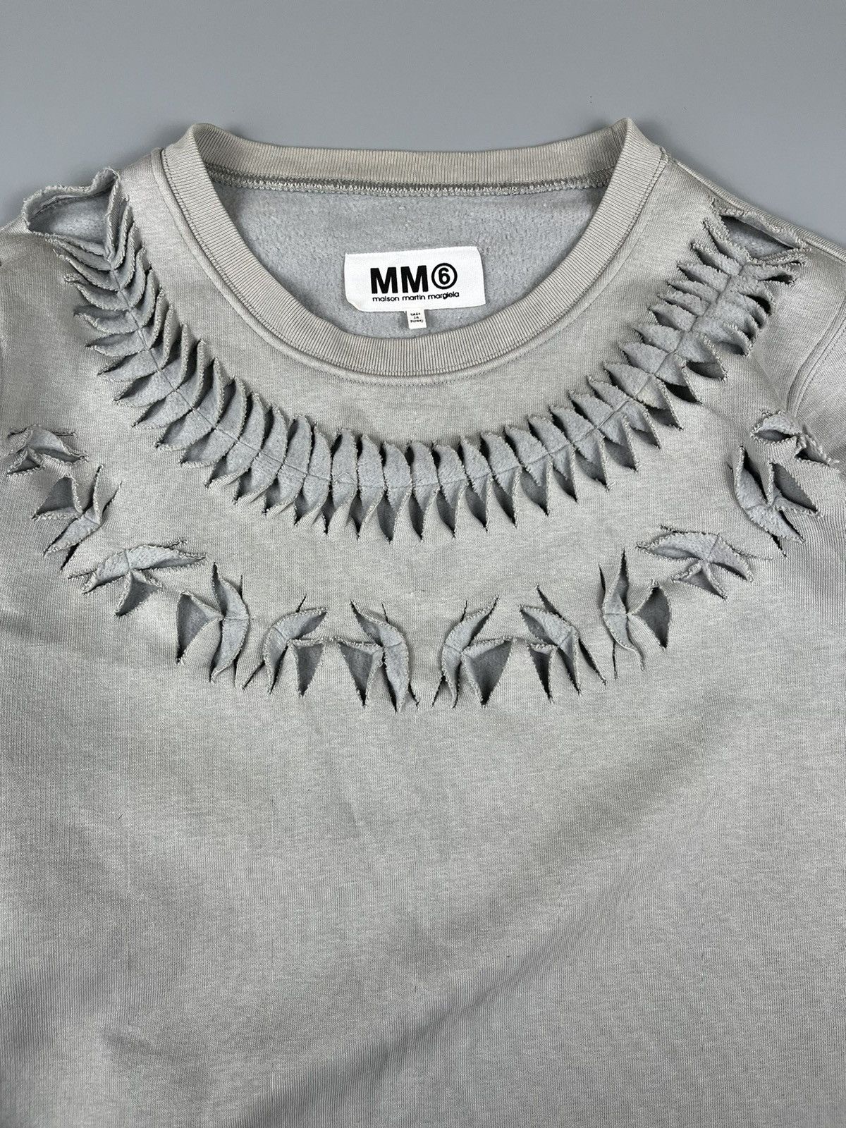Maison Margiela Mm6 - AW/12 Ripped Sweat Shirt Size S / US 4 / IT 40 - 5 Thumbnail