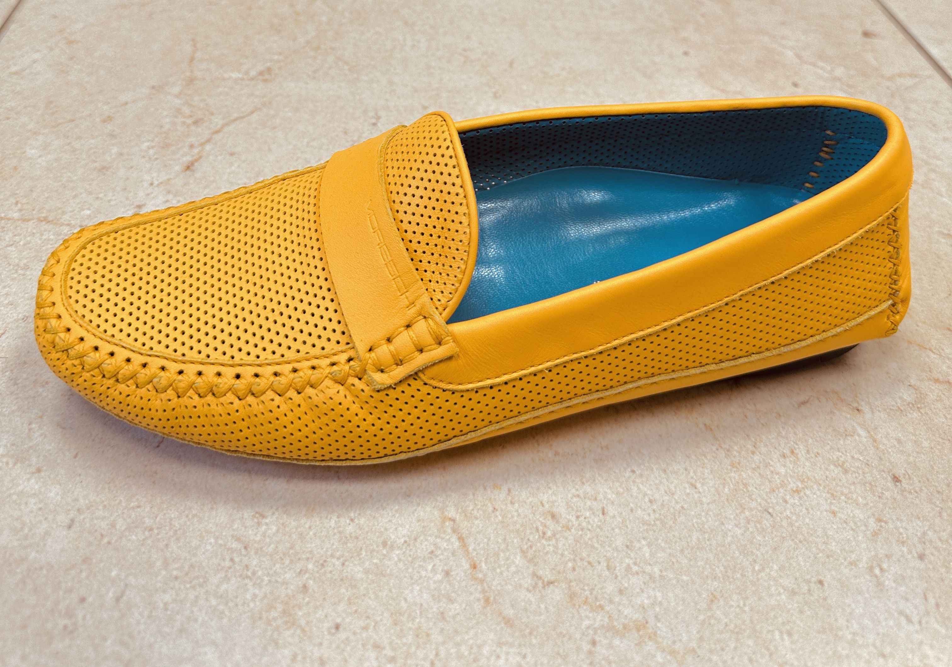 Moreschi Mocassini Yellow Leather Size US 7 / IT 37 - 2 Thumbnail