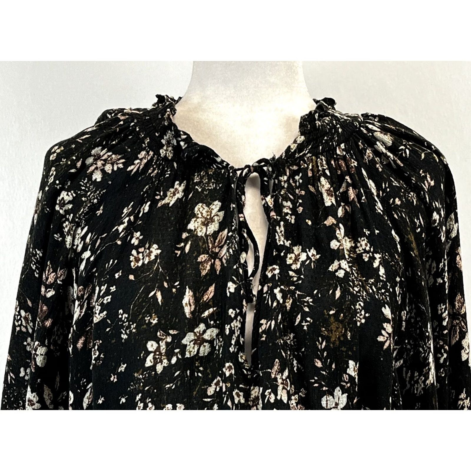 Zara Zara Mini Dress Womens M Boho Peasant Floral Dark Forest Fairy Long Sleeve Tie Front Gathered Waist Black Size M / US 6-8 / IT 42-44 - 5 Thumbnail