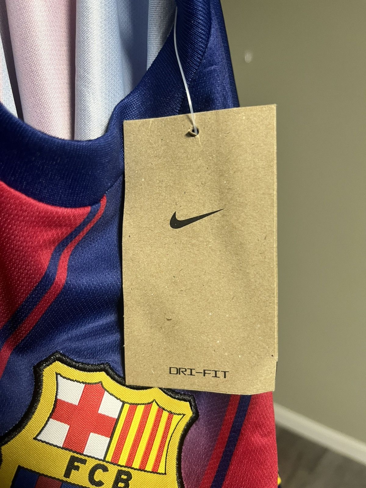 Nike FC BARCELONA 25/26 Champions League Home Kit Size US M / EU 48-50 / 2 - 6 Thumbnail