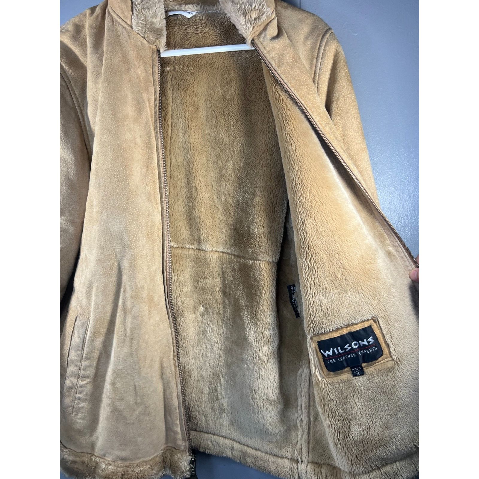 Wilsons Leather Vintage Wilsons Leather Jacket Womens Suede Sherpa Lined She Size M / US 6-8 / IT 42-44 - 4 Thumbnail