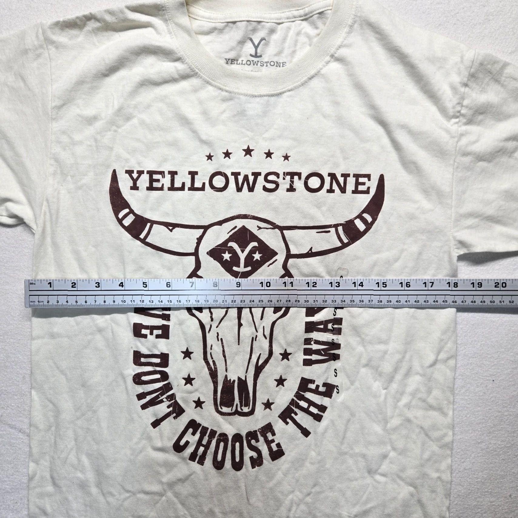 Vintage VINTAGE Yellowstone Dutton Ranch Shirt Adult S White T-Shirt Mens Size US S / EU 44-46 / 1 - 5 Thumbnail