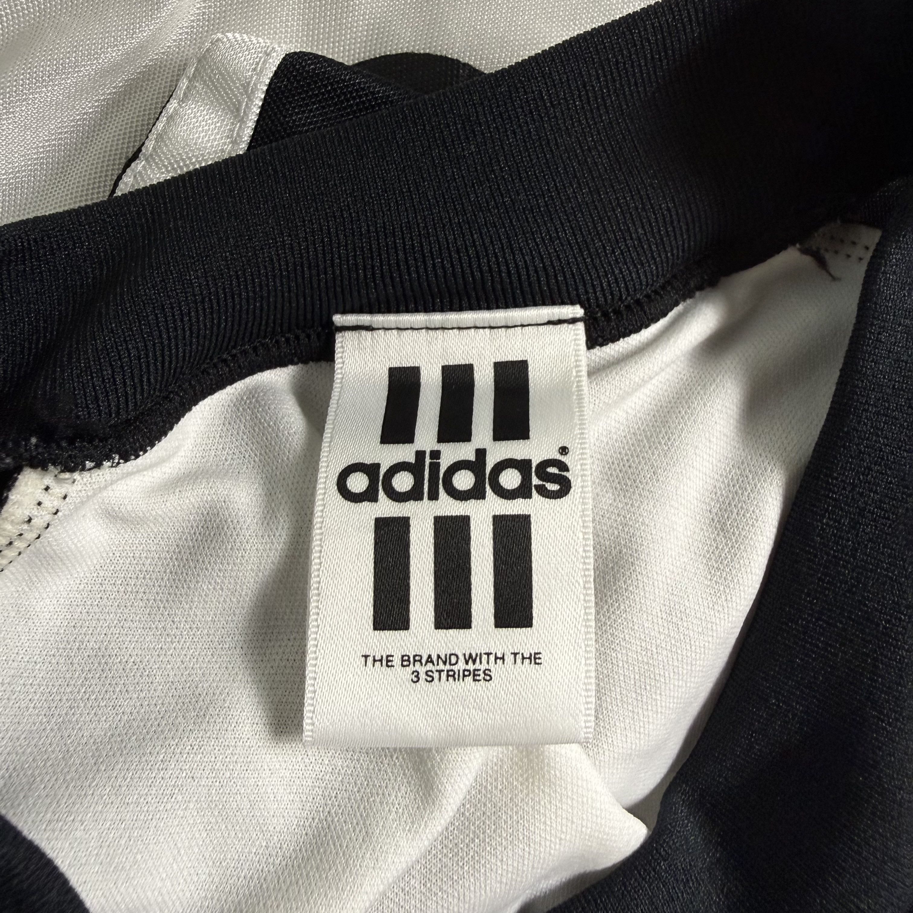 Adidas 🔥RARE🔥Vintage Adidas Trefoil Big Logo T-shirt Single Stich Size US L / EU 52-54 / 3 - 6 Thumbnail