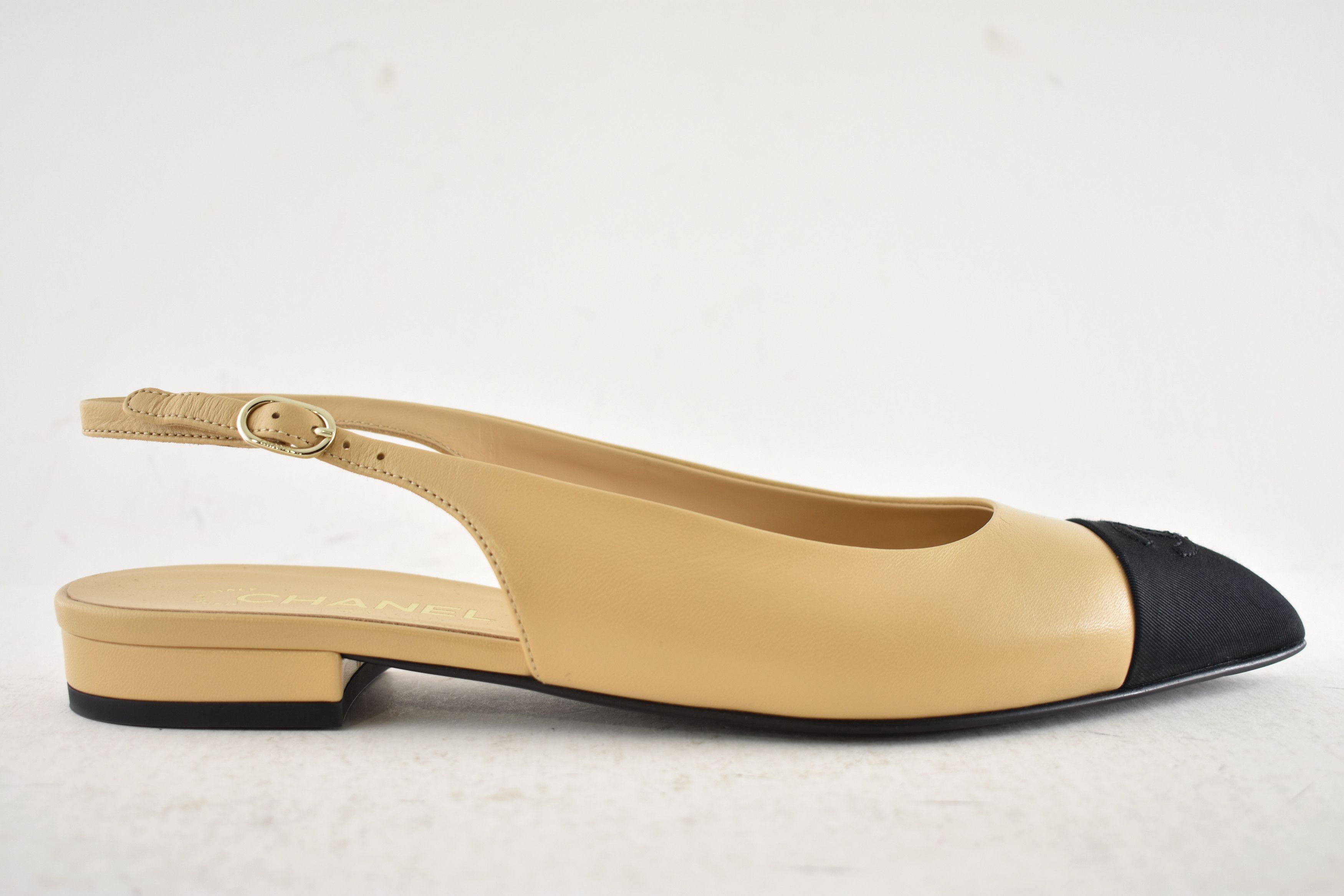 Chanel Chanel 24A Black CC Logo Slingback Pointed Ballet Flat 39 Size US 9 / IT 39 - 3 Thumbnail