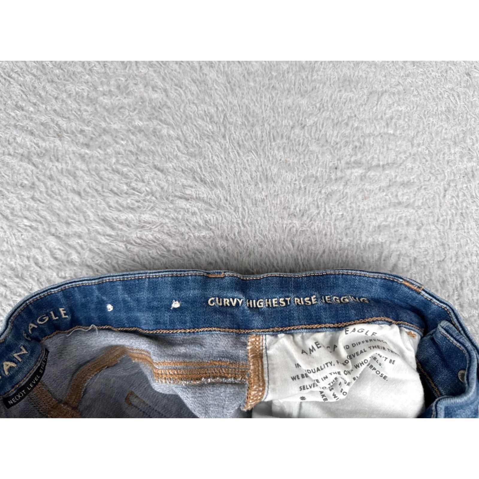 American Eagle Outfitters American Eagle Outfiters Jeans Women 8 Blue Denim Jegging Stretch Distressed Zip 27x27 5-Pocket Design Inseam 27 Size 30" / US 8 / IT 44 - 7 Thumbnail