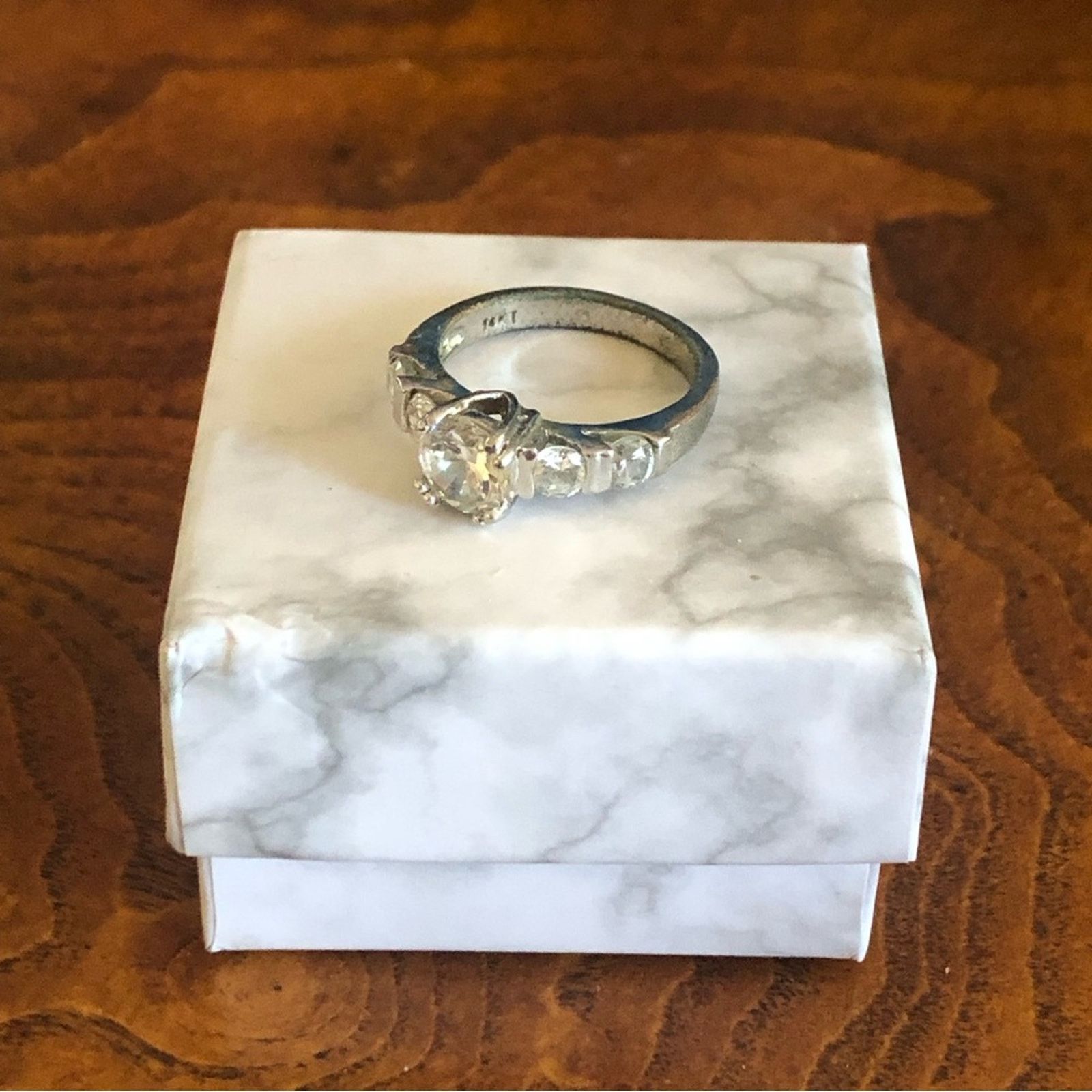Vintage Vintage 14kt white gold cubic zirconia wedding band Size ONE SIZE - 8 Thumbnail