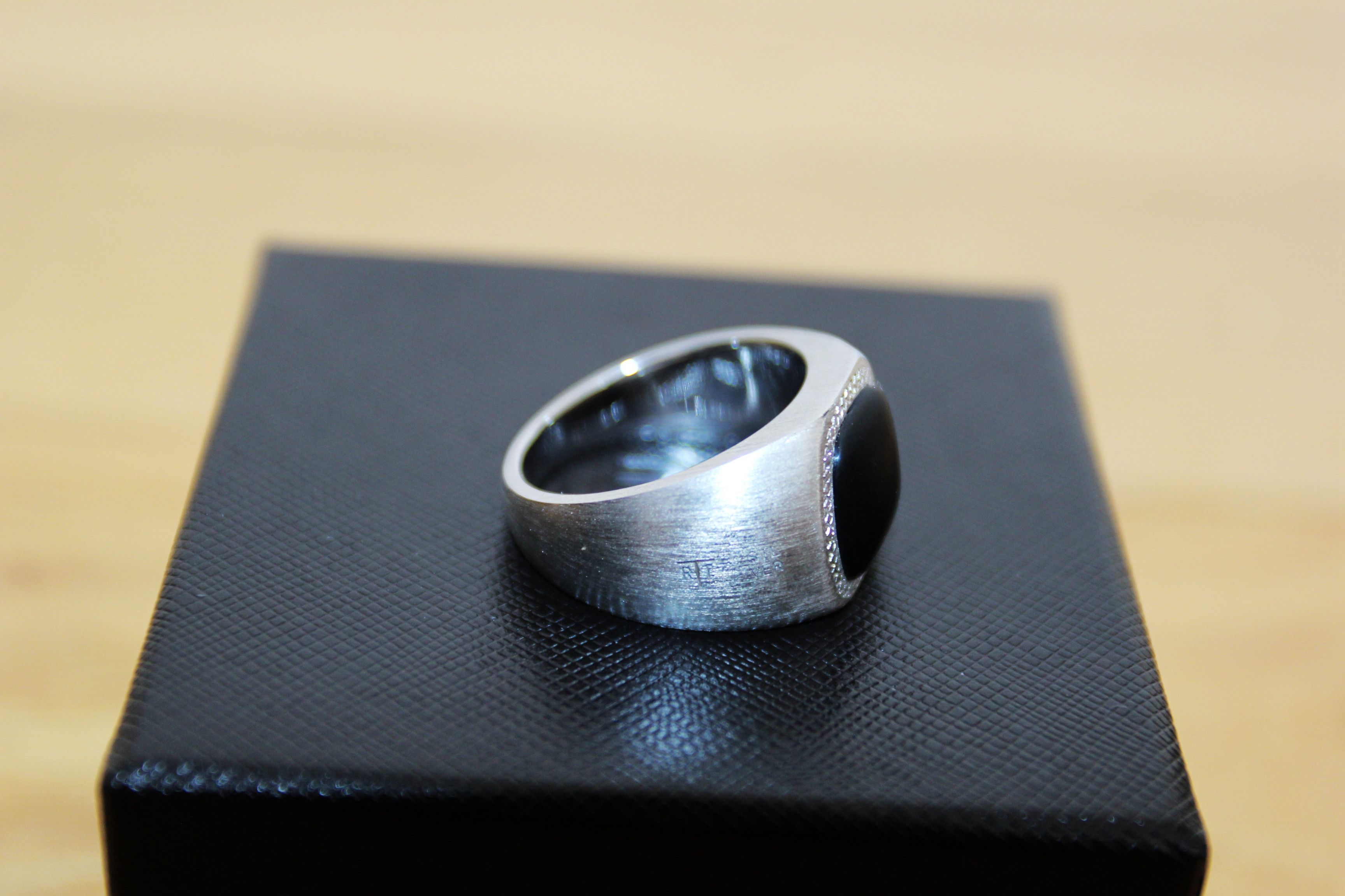 Tateossian BNWT AW24 TATEOSSIAN ONYX SIGNET RING M Size ONE SIZE - 5 Thumbnail