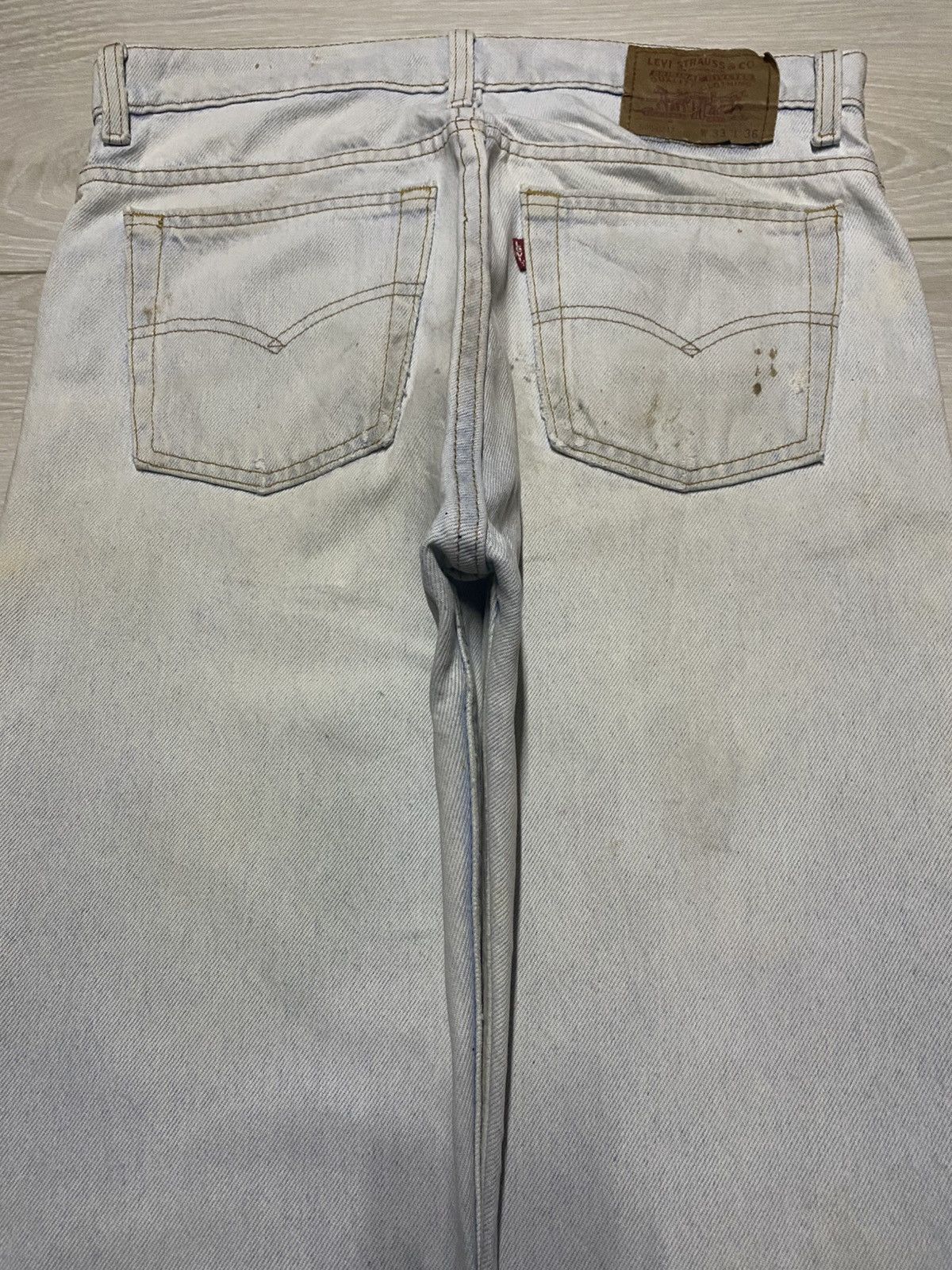 Levi's Vtg Levis 505 90s Grunge Light Wash Distressed Loose Jean Size US 32 / EU 48 - 4 Thumbnail