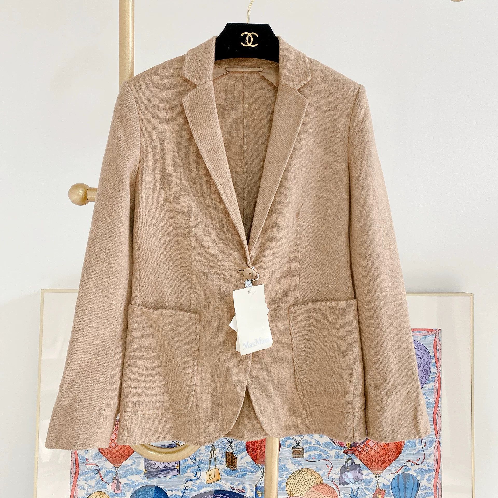 maxmara tailored blazer in beige color