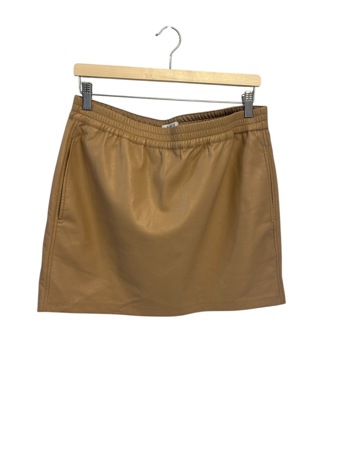 Aritzia Aritzia Babaton Flags Vegan Leather Mini Skirt Tan large Size 32" / US 10 / IT 46 - 3 Thumbnail
