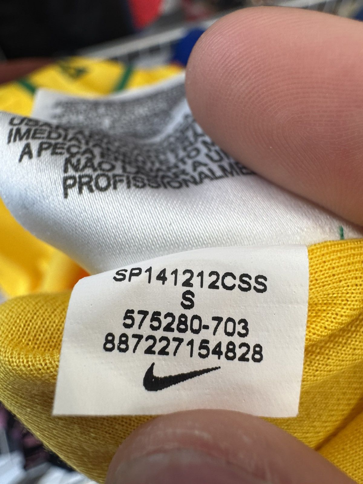 Nike Nike Brazil National Team 2014 Football Soccer Jersey Yellow Size US S / EU 44-46 / 1 - 12 Thumbnail
