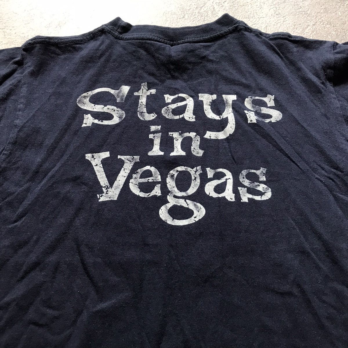 Vintage Vintage Y2K What Happens In Vegas Graphic Tee Streetwear S Size US S / EU 44-46 / 1 - 5 Thumbnail