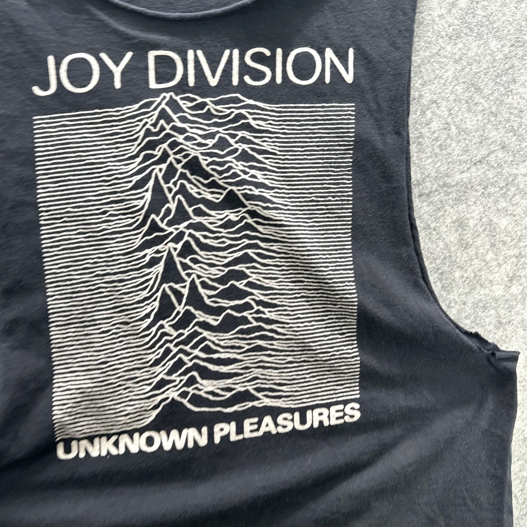 Pleasures VINTAGE Joy Division Shirt Men M Unknown Pleasures Tank Top Sleeveless Black Unknown Pleasures Graphic Punk Grunge Mens M Size US M / EU 48-50 / 2 - 5 Thumbnail