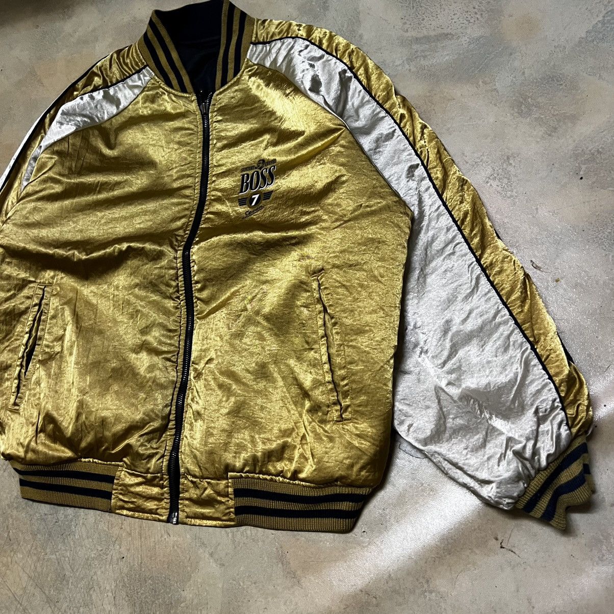Japanese Brand Suntory Boss Coffee Big Logo Bomber Jacket Reversible Size US M / EU 48-50 / 2 - 3 Thumbnail