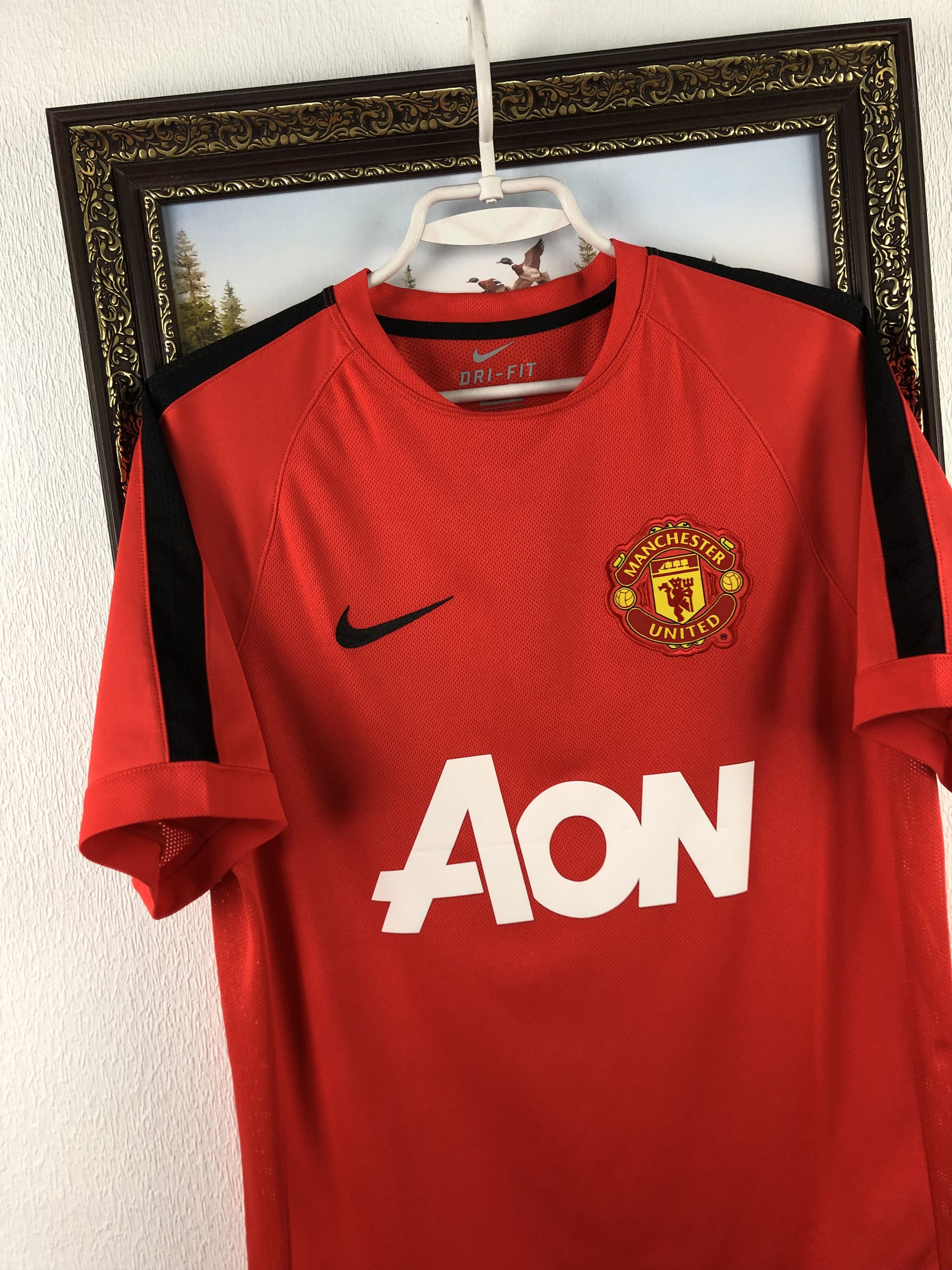 Nike Manchester United Nike Shirt Soccer Jersey Red Mens Trikot Size US S / EU 44-46 / 1 - 3 Thumbnail