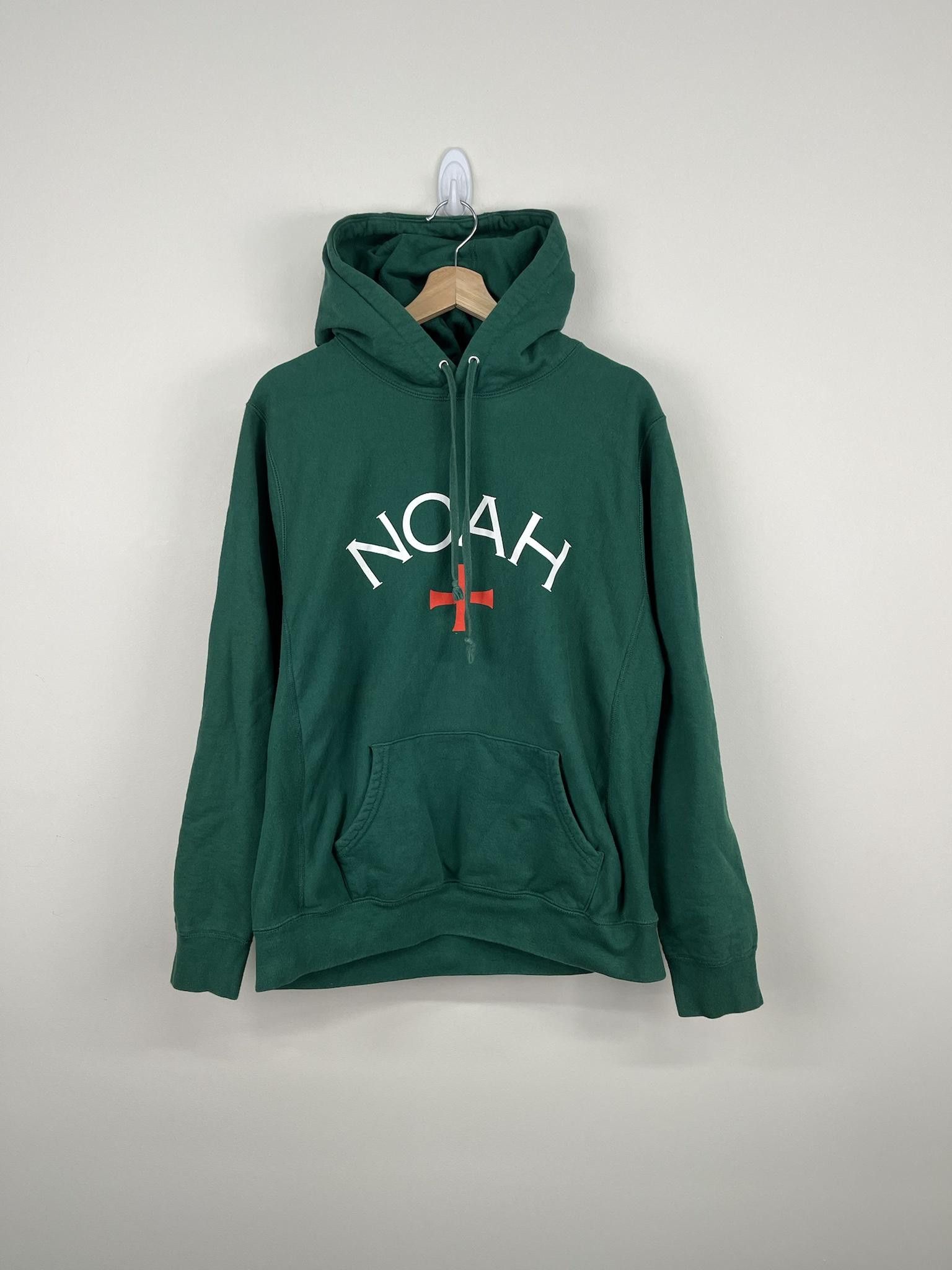 image of Noah Chest Logo Hoodie in Green, Men's (Size XL)