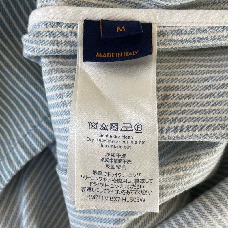 Louis Vuitton louis vuitton Blue and white stripe ink rendering old flow Size US M / EU 48-50 / 2 - 4 Thumbnail