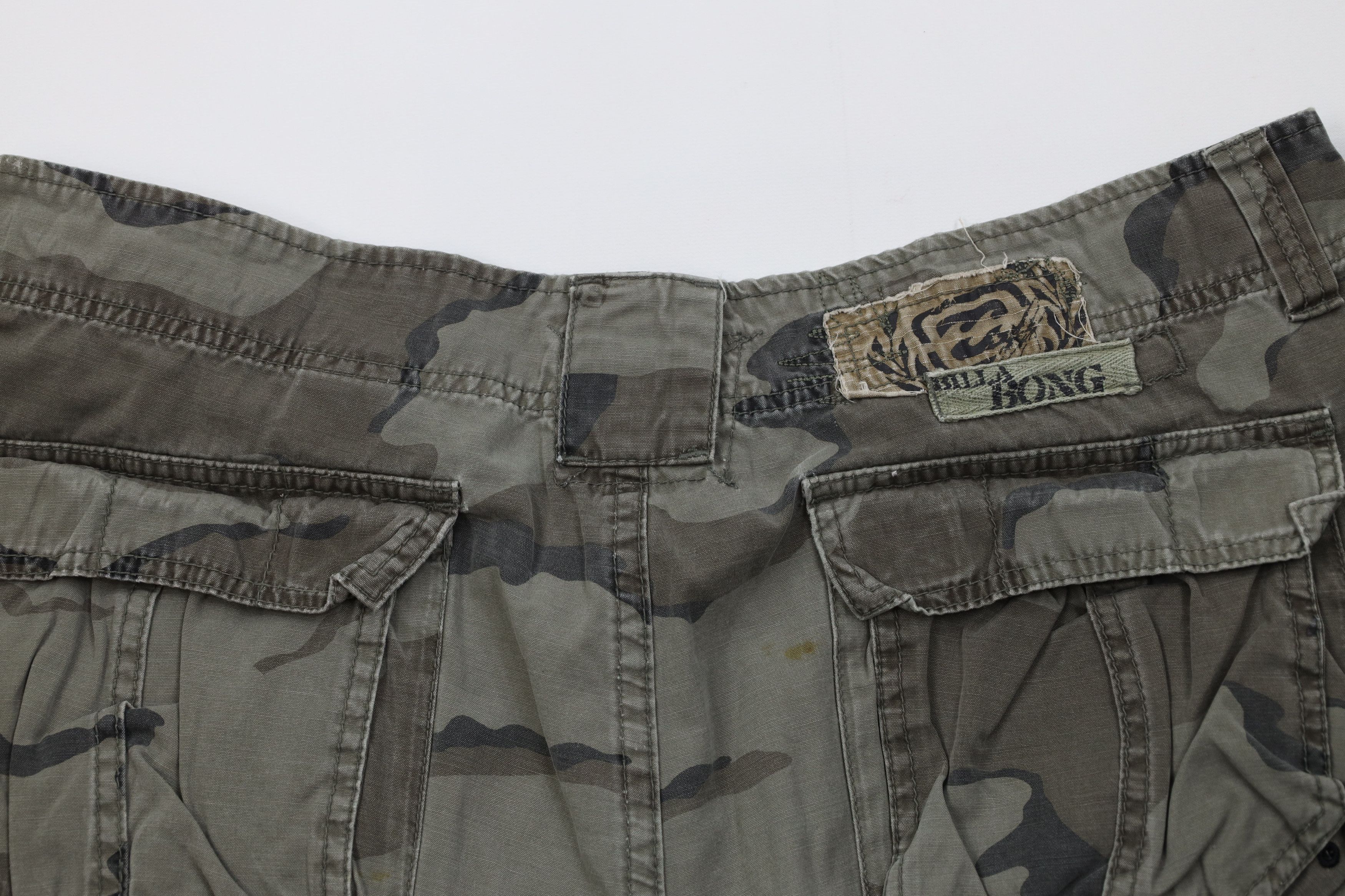 Billabong Vintage 90s Y2K Billabong Surfing Camouflage Cargo Shorts Size US 38 / EU 54 - 10 Thumbnail