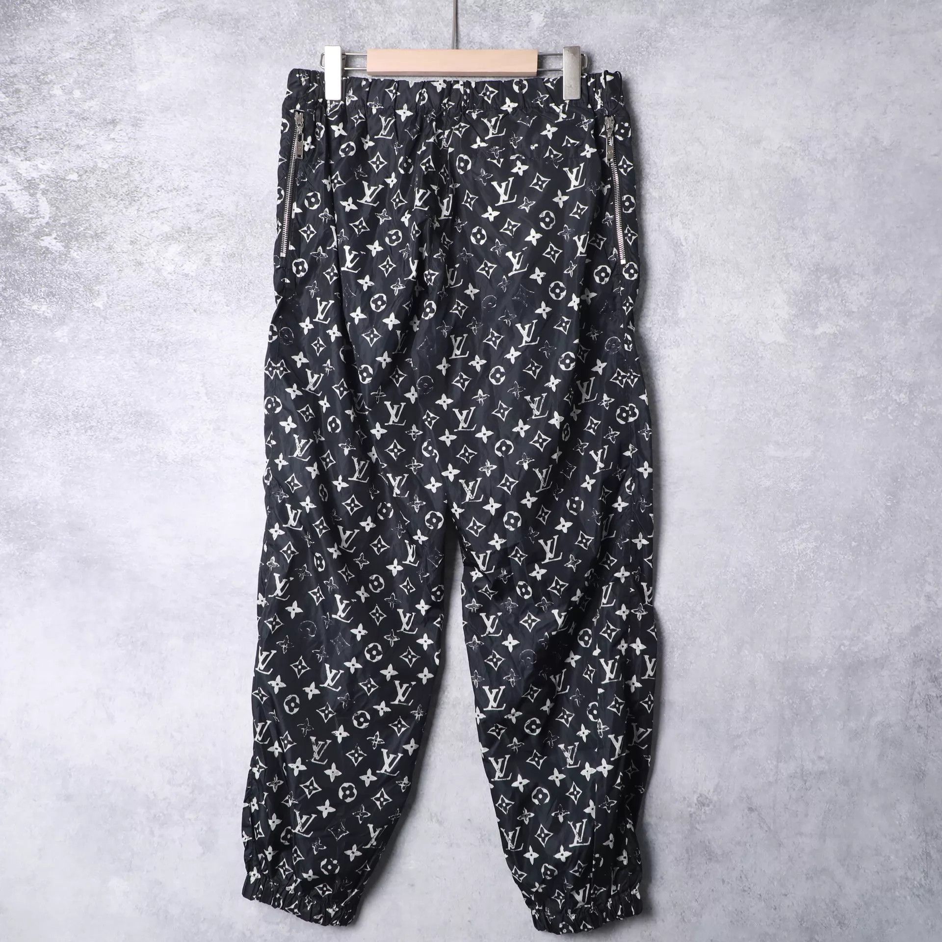 Louis Vuitton LV pants 40 Size 28" / US 6 / IT 42 - 3 Thumbnail