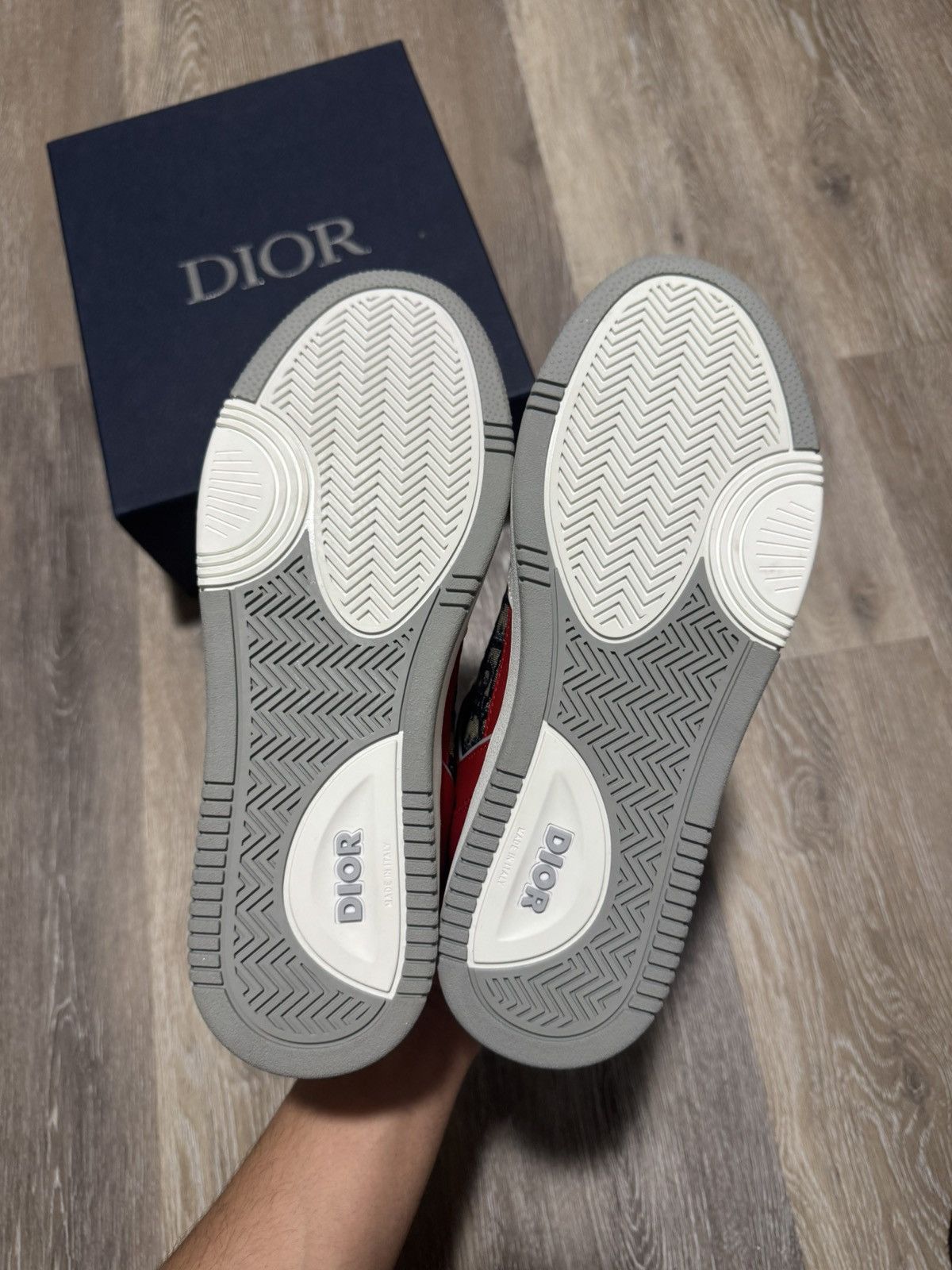 Dior Brand new red Dior oblique print trainers Size US 7 / EU 40 - 7 Thumbnail