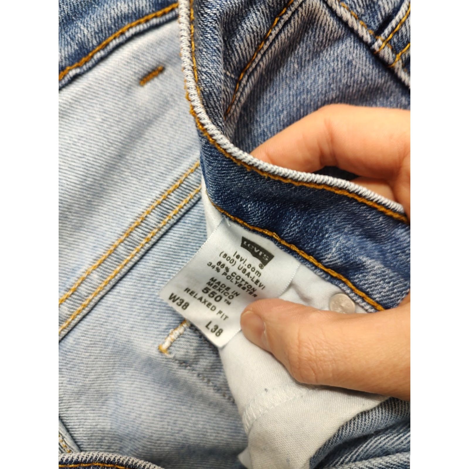 Levi's VINTAGE Levi's 550 Jeans Mens Baggy Relaxed Light Blue Denim 37x37 5-Pocket ZIp Closure 90s Y2K USA Jeans Mens Size US 37 - 5 Thumbnail
