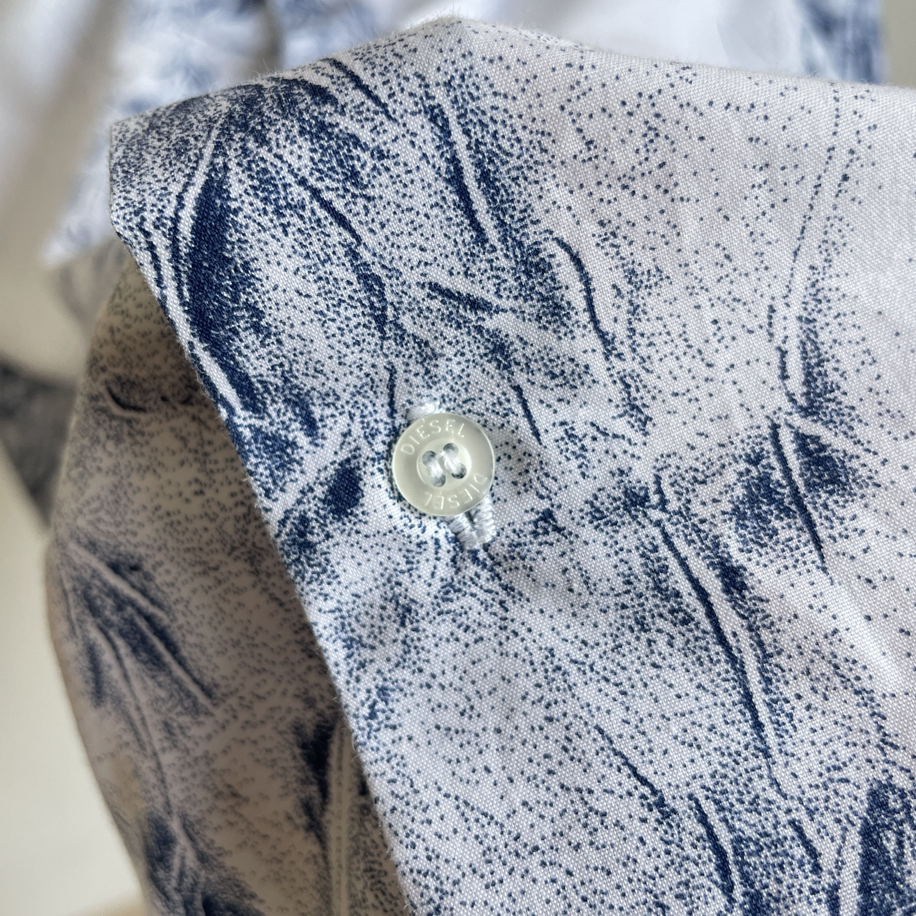 Diesel Diesel Vintage Y2K Short Sleeve Shirt Size L Size US L / EU 52-54 / 3 - 9 Thumbnail